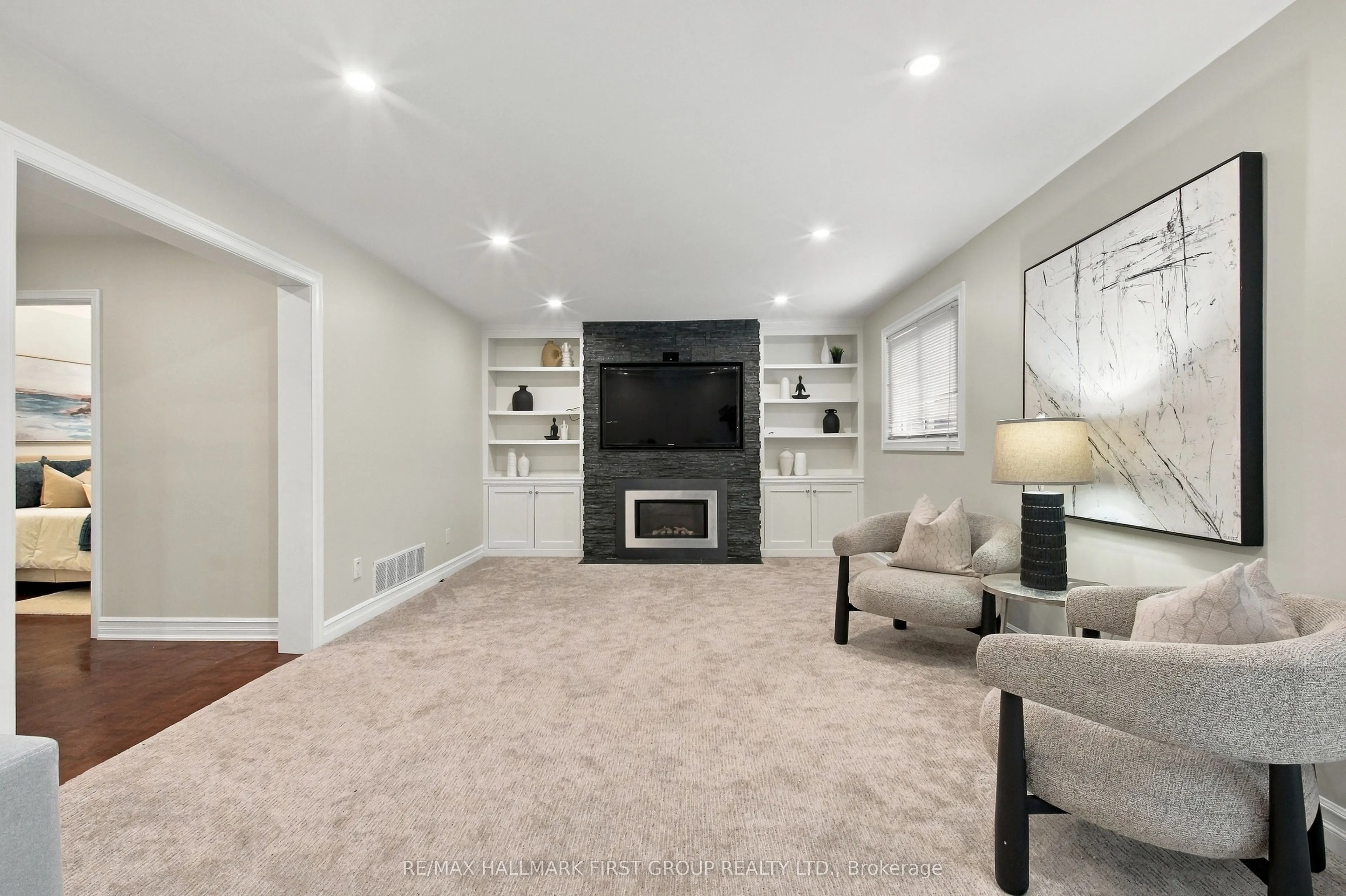 520 McLeod Crescent