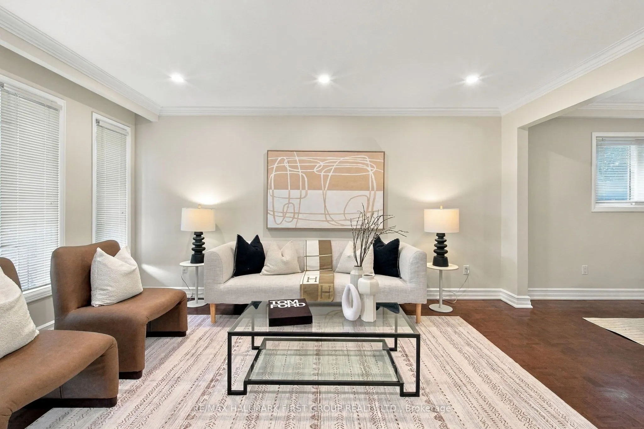 520 McLeod Crescent