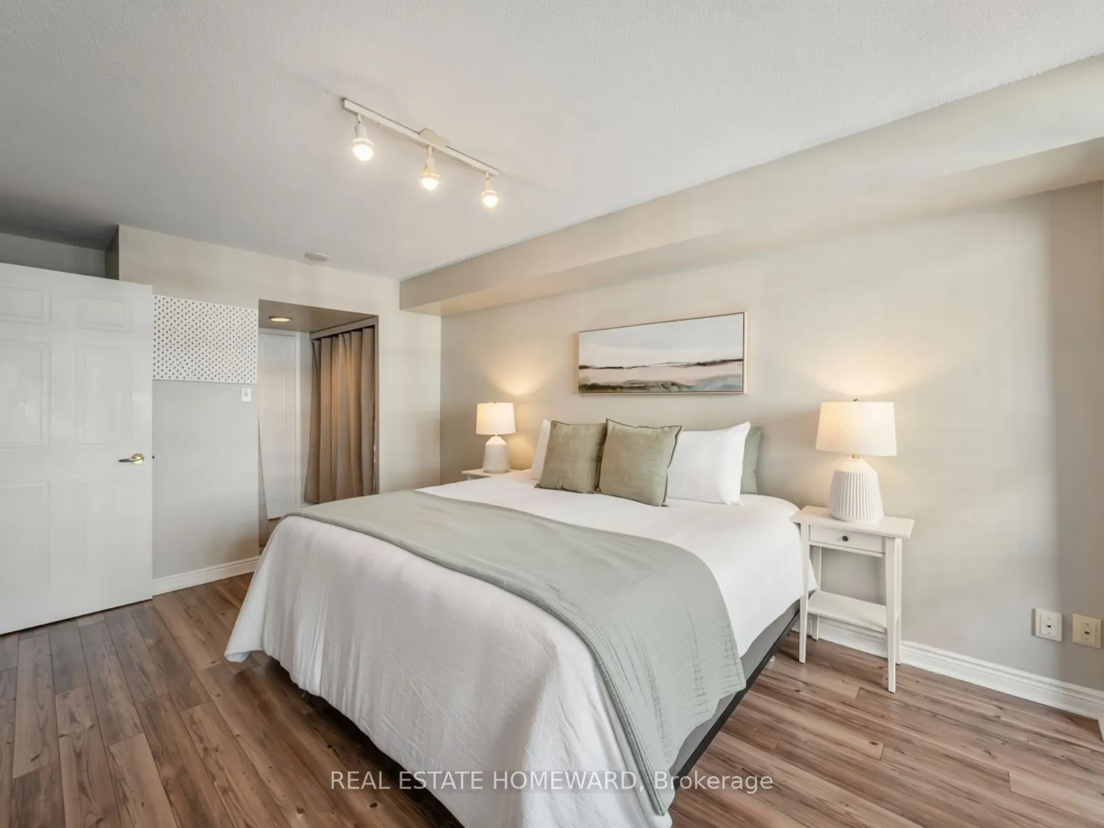 1091 Kingston Road #624