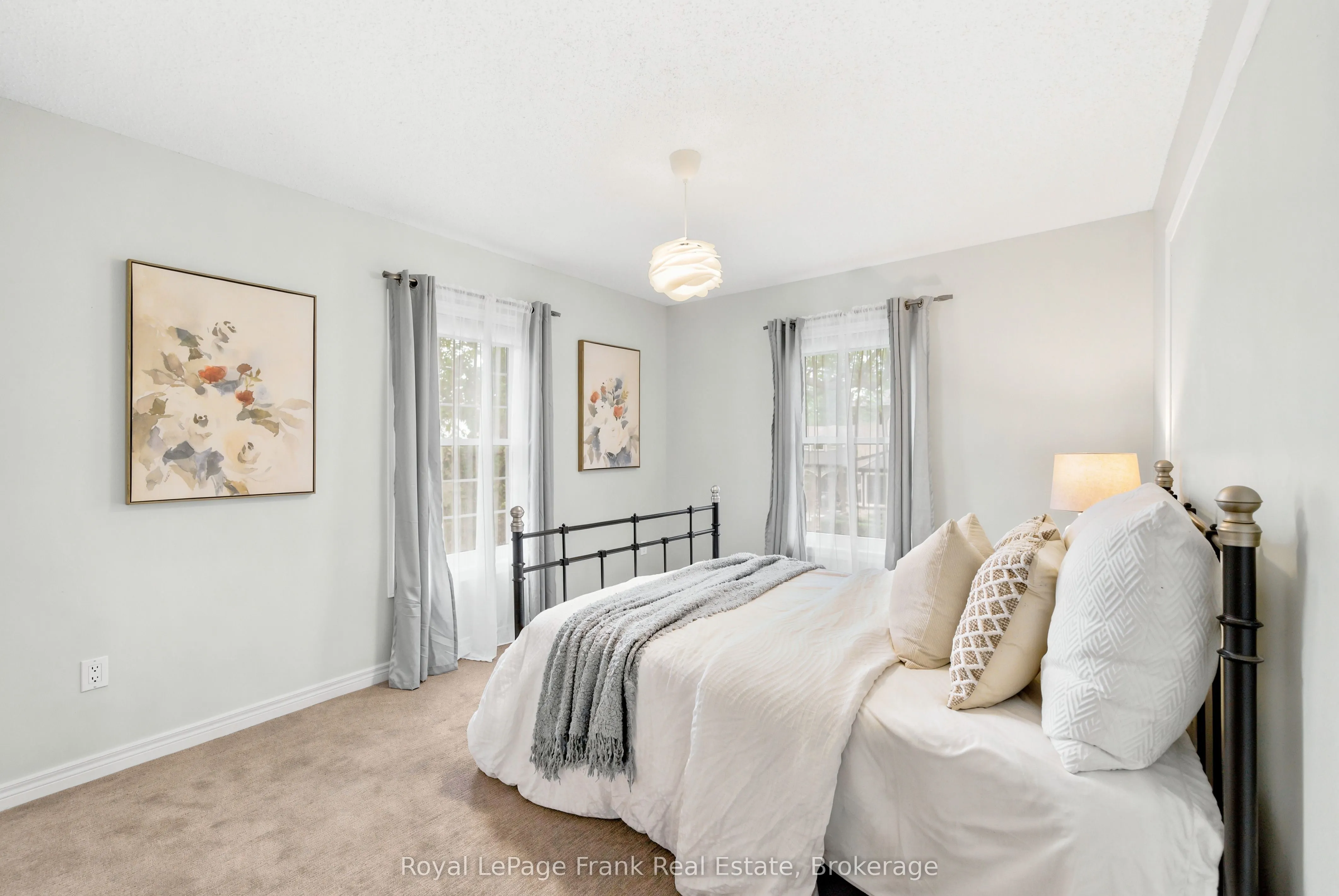 246 Cochrane Street