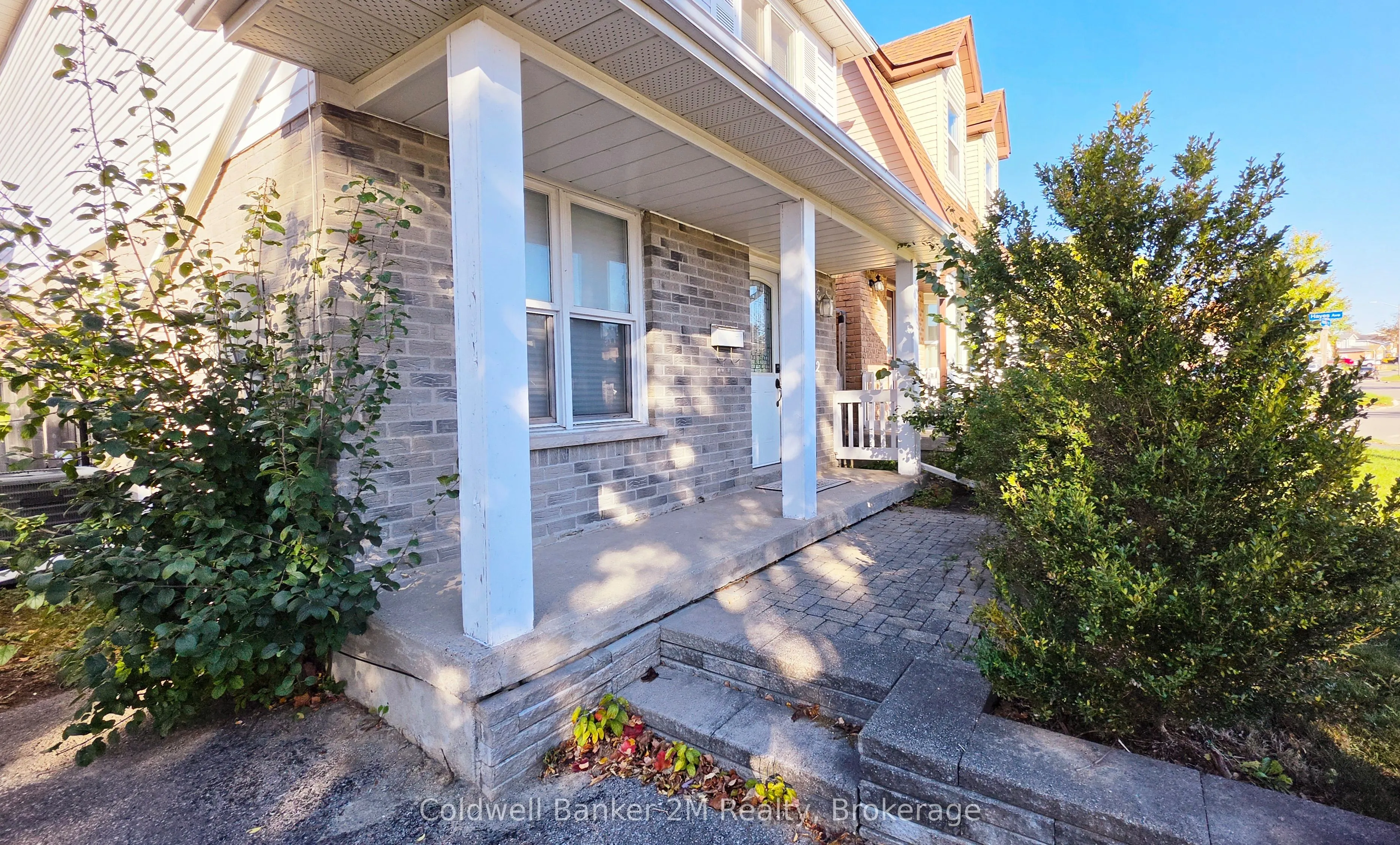 852 Attersley Drive