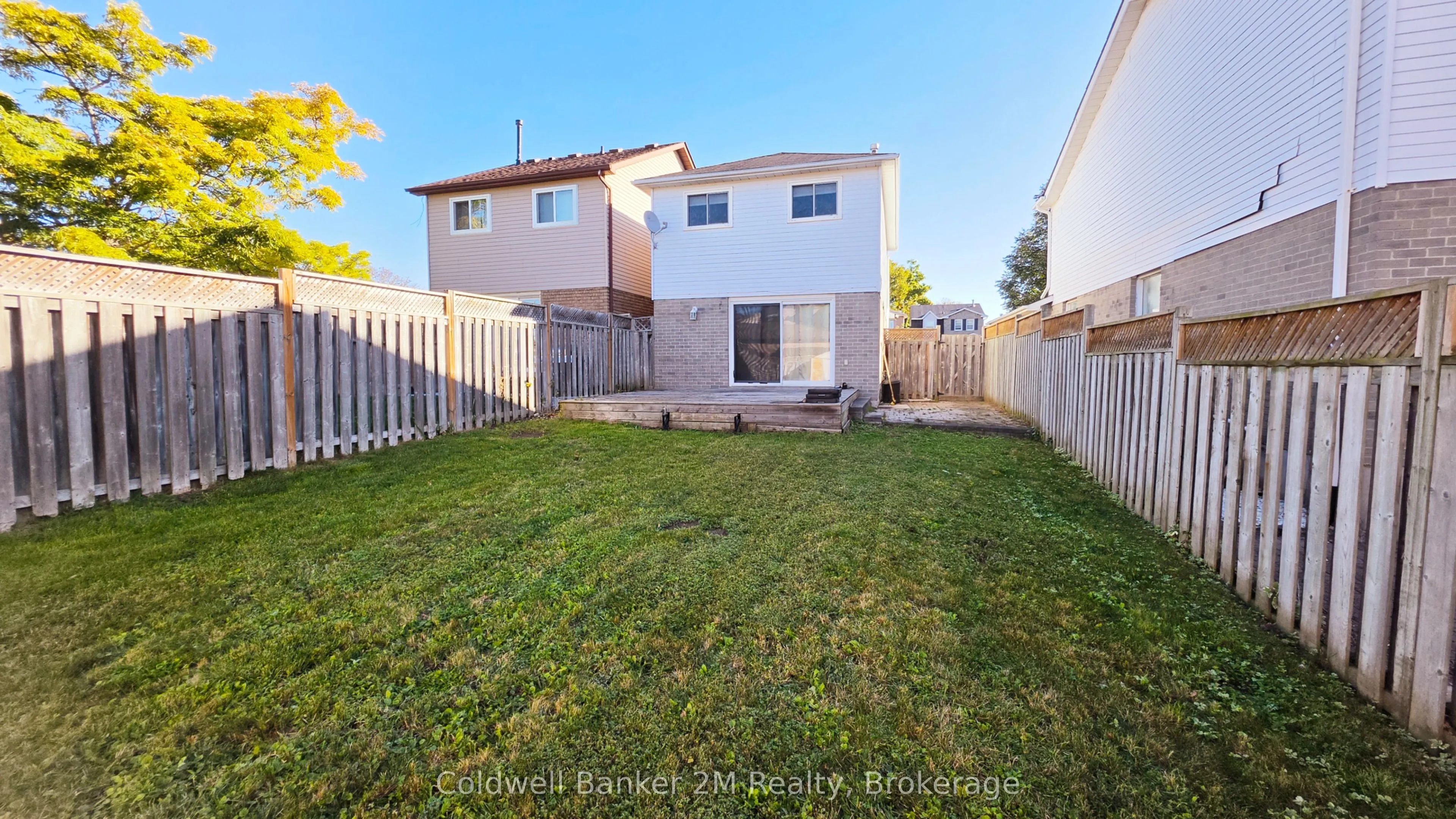 852 Attersley Drive