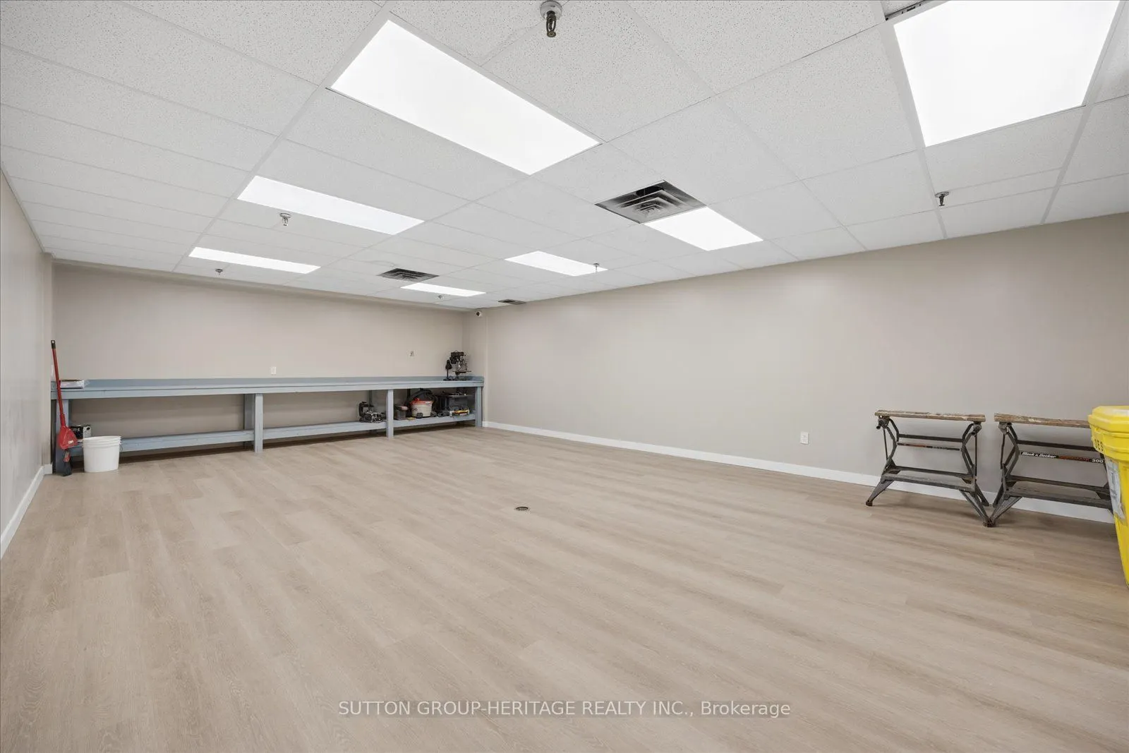 44 Falby Court #1406
