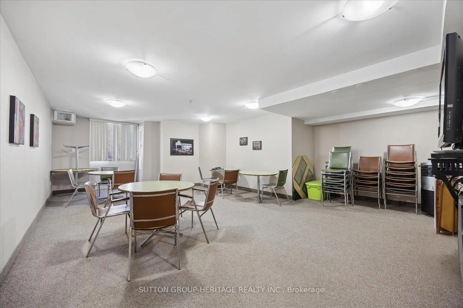 44 Falby Court #1406