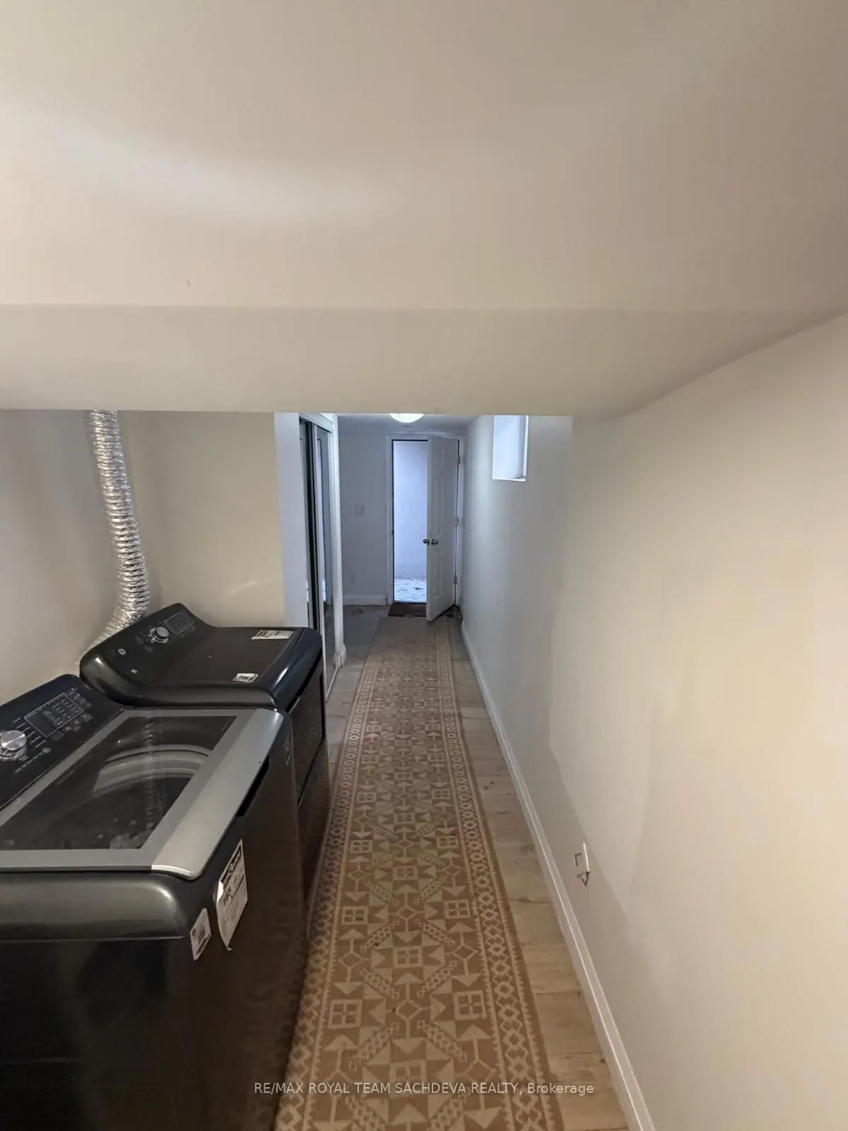 14 Fluellen Drive #Lower