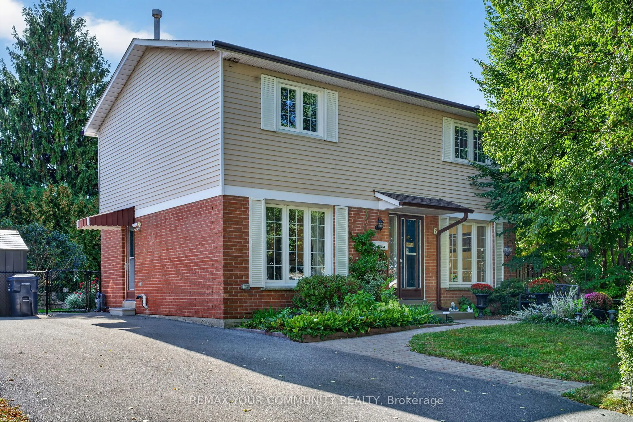 6 Stanbridge Court