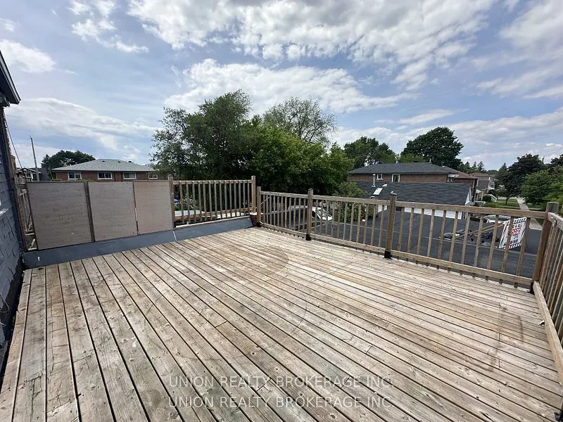 582 Danforth Road