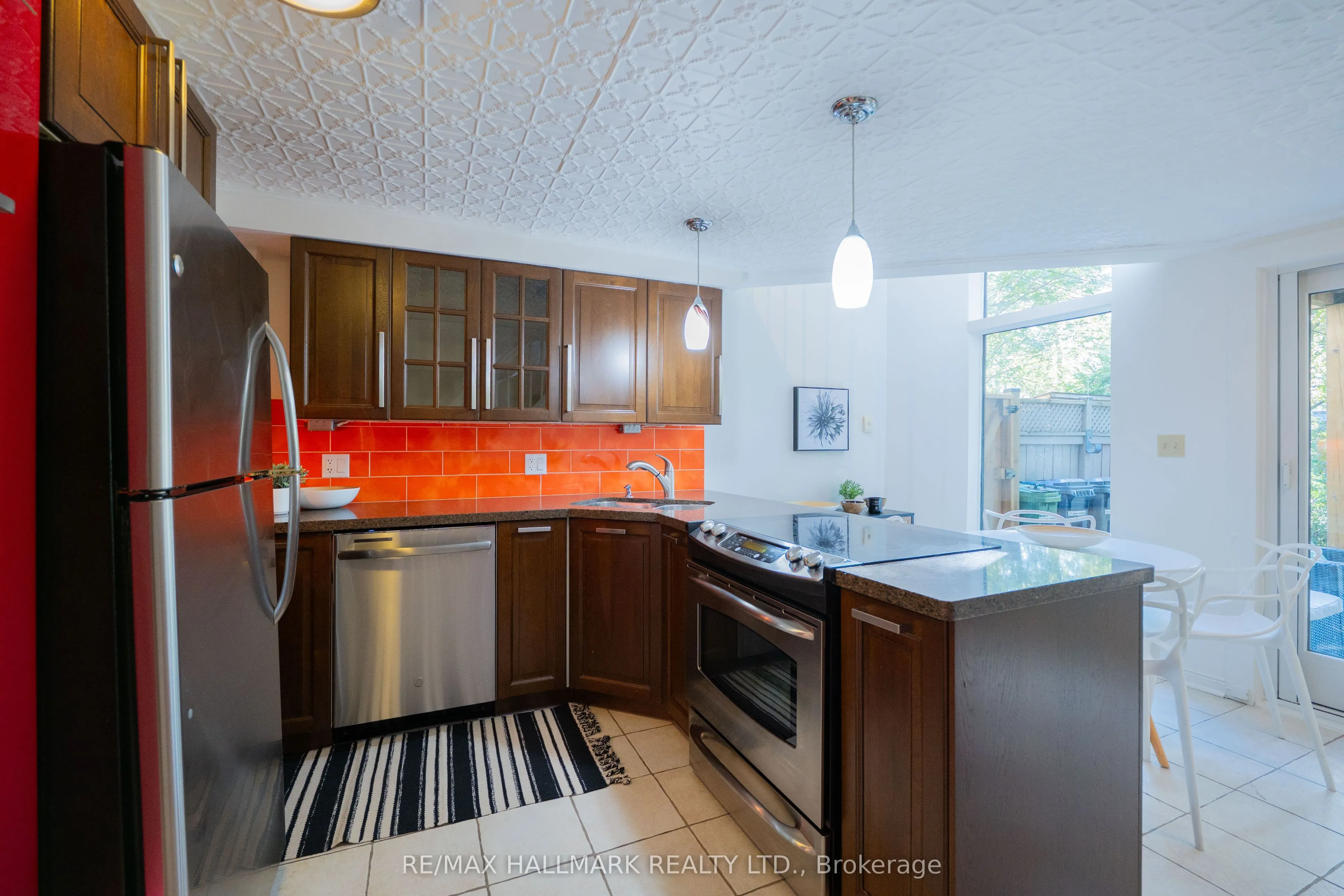 311 Bain Avenue