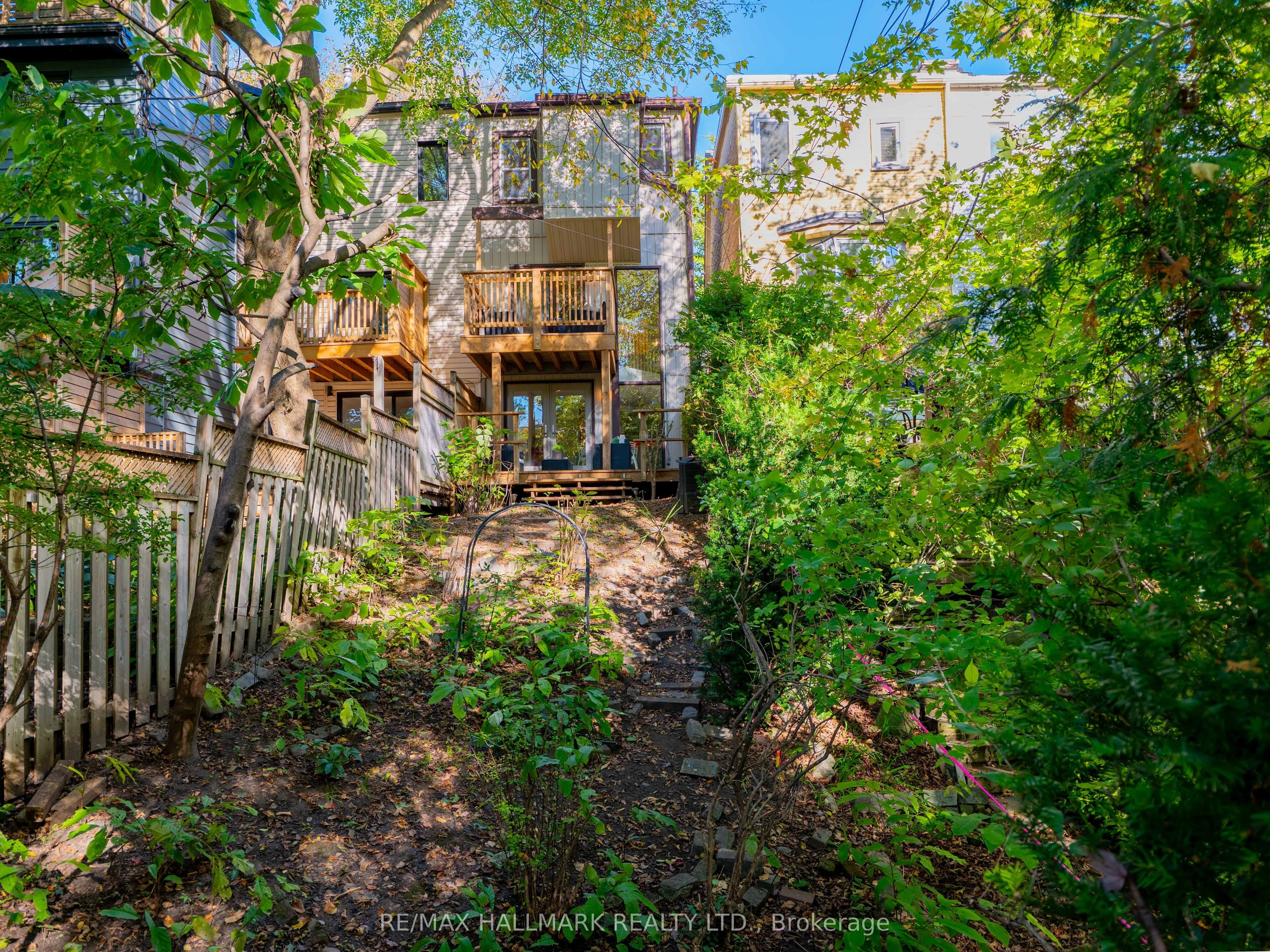 311 Bain Avenue