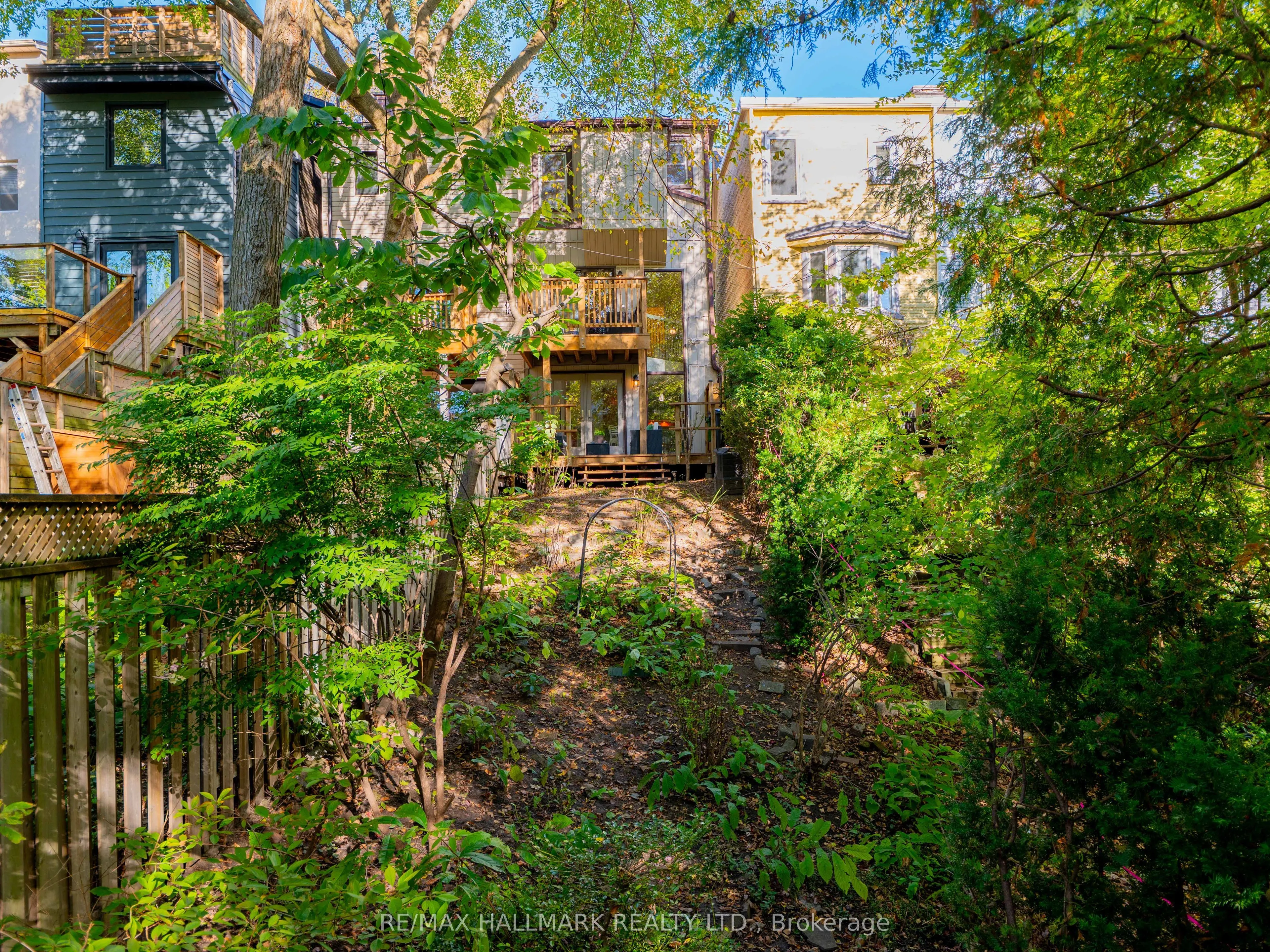 311 Bain Avenue