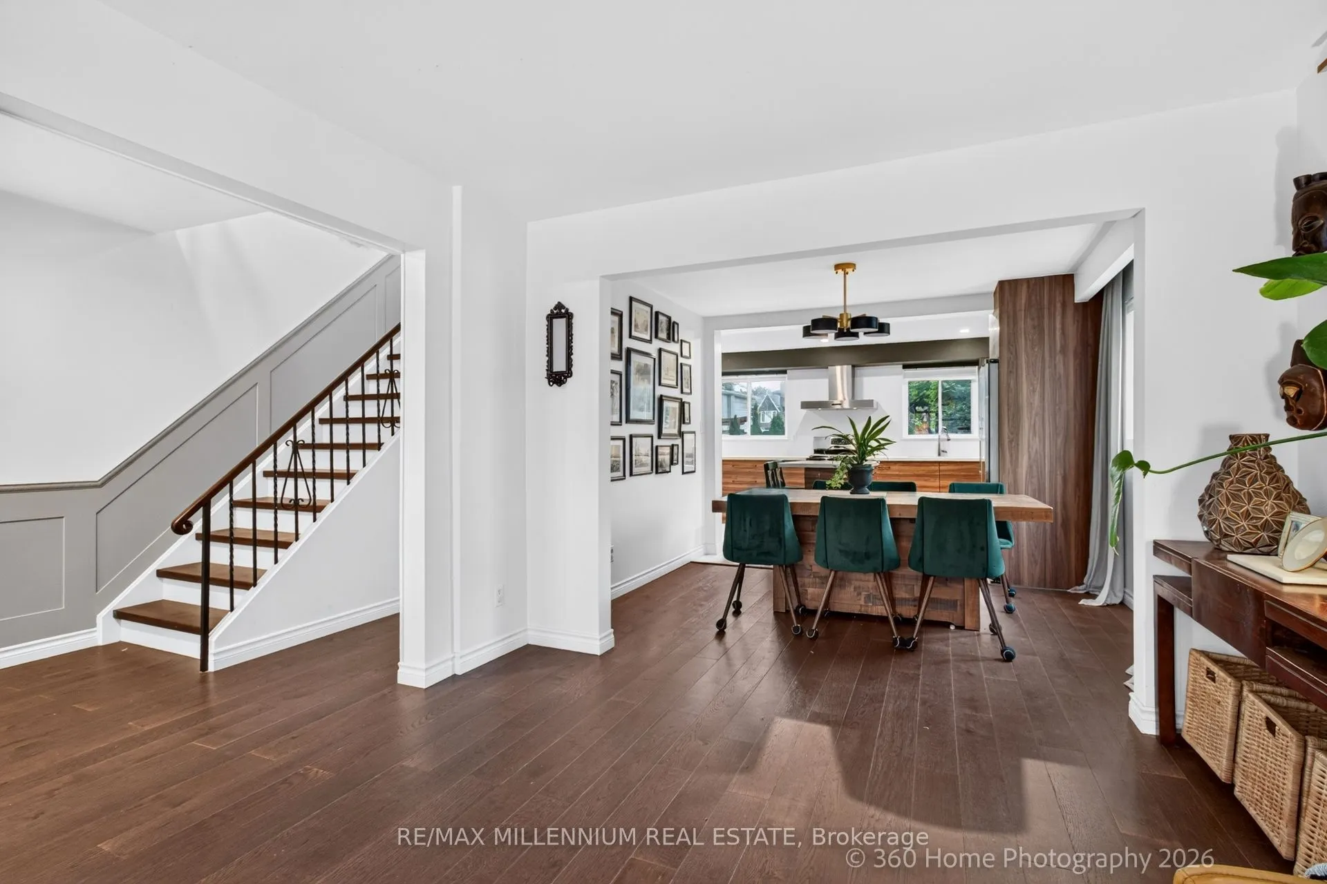 15 Marblemount Crescent