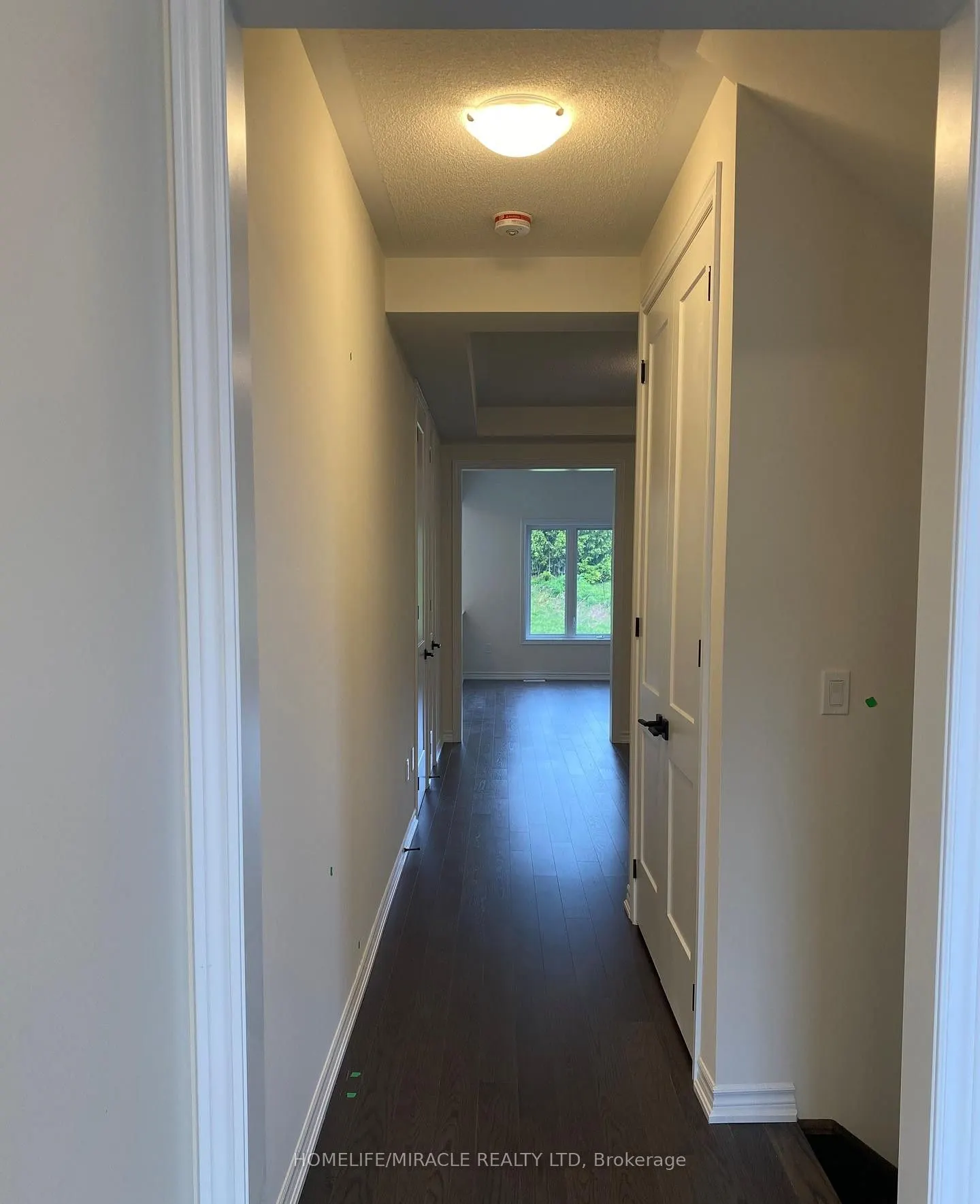 54 North Garden Boulevard