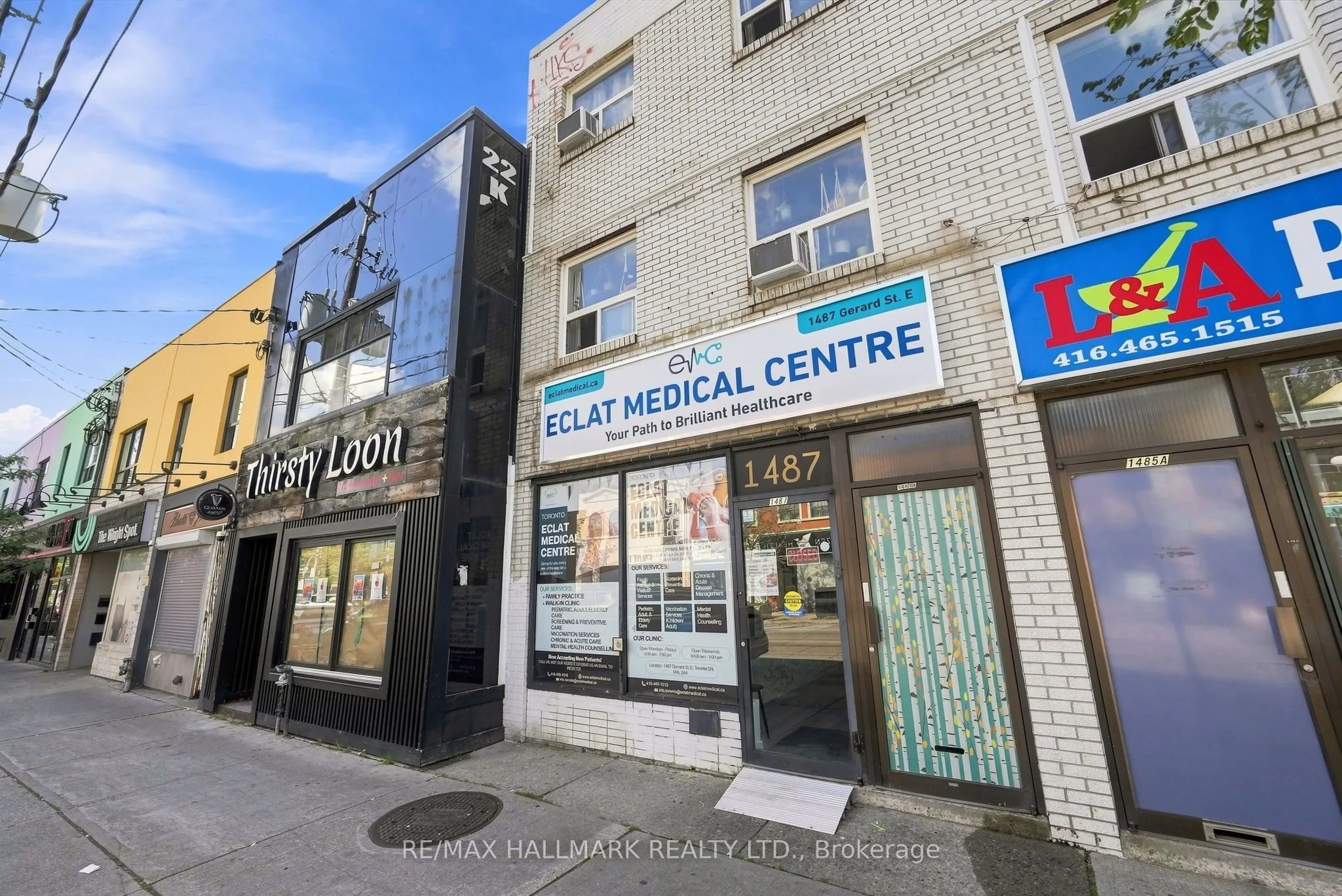 1487 Gerrard Street E