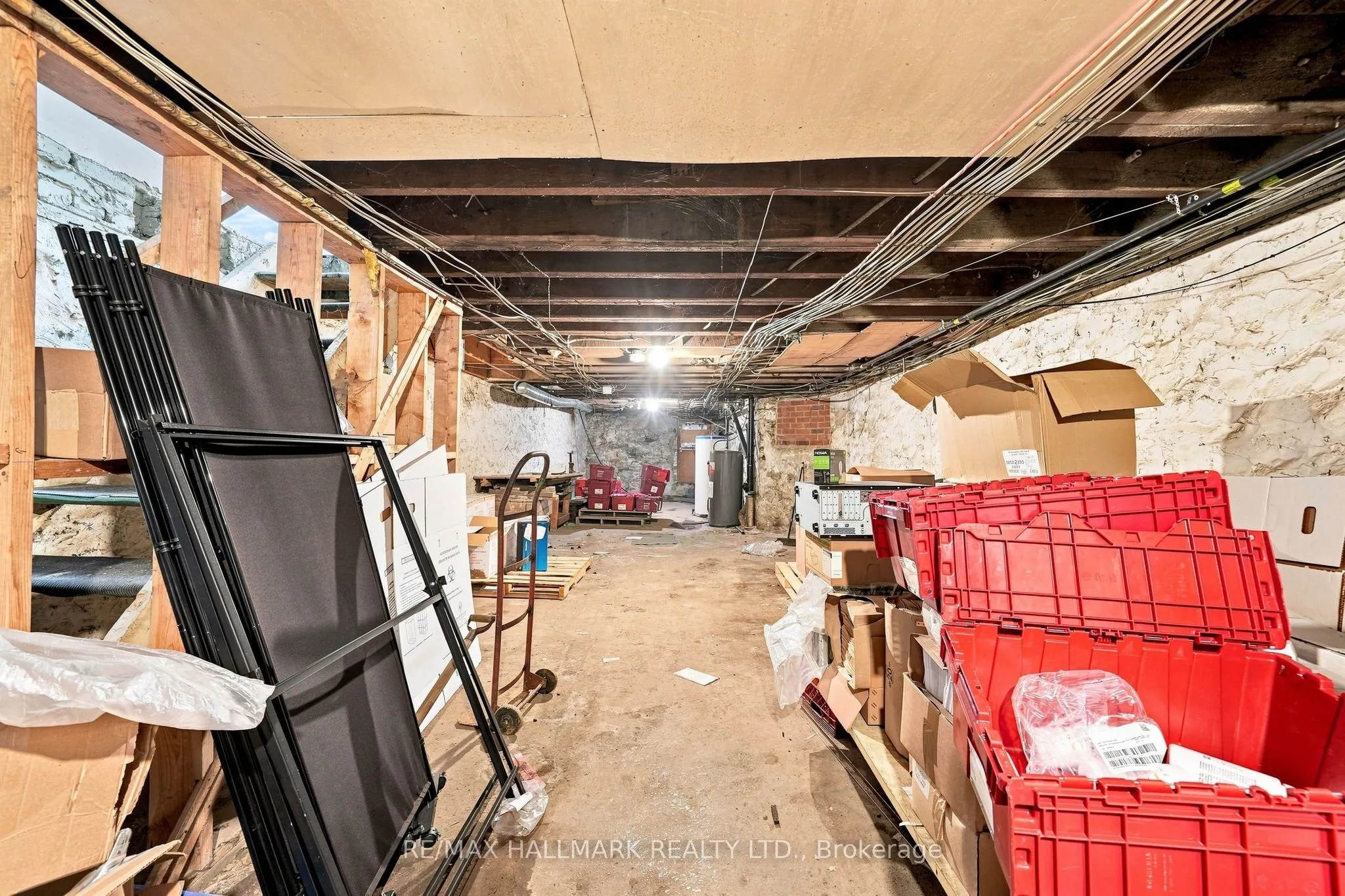 1568 Queen Street E