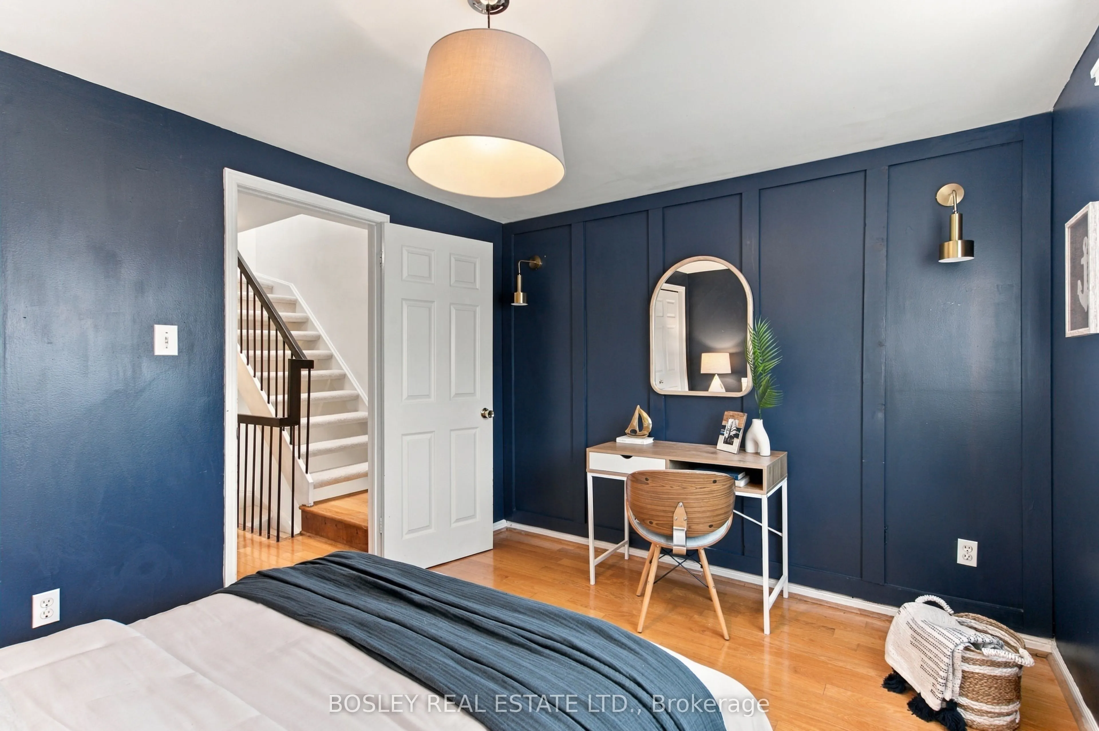 14 Lount Street