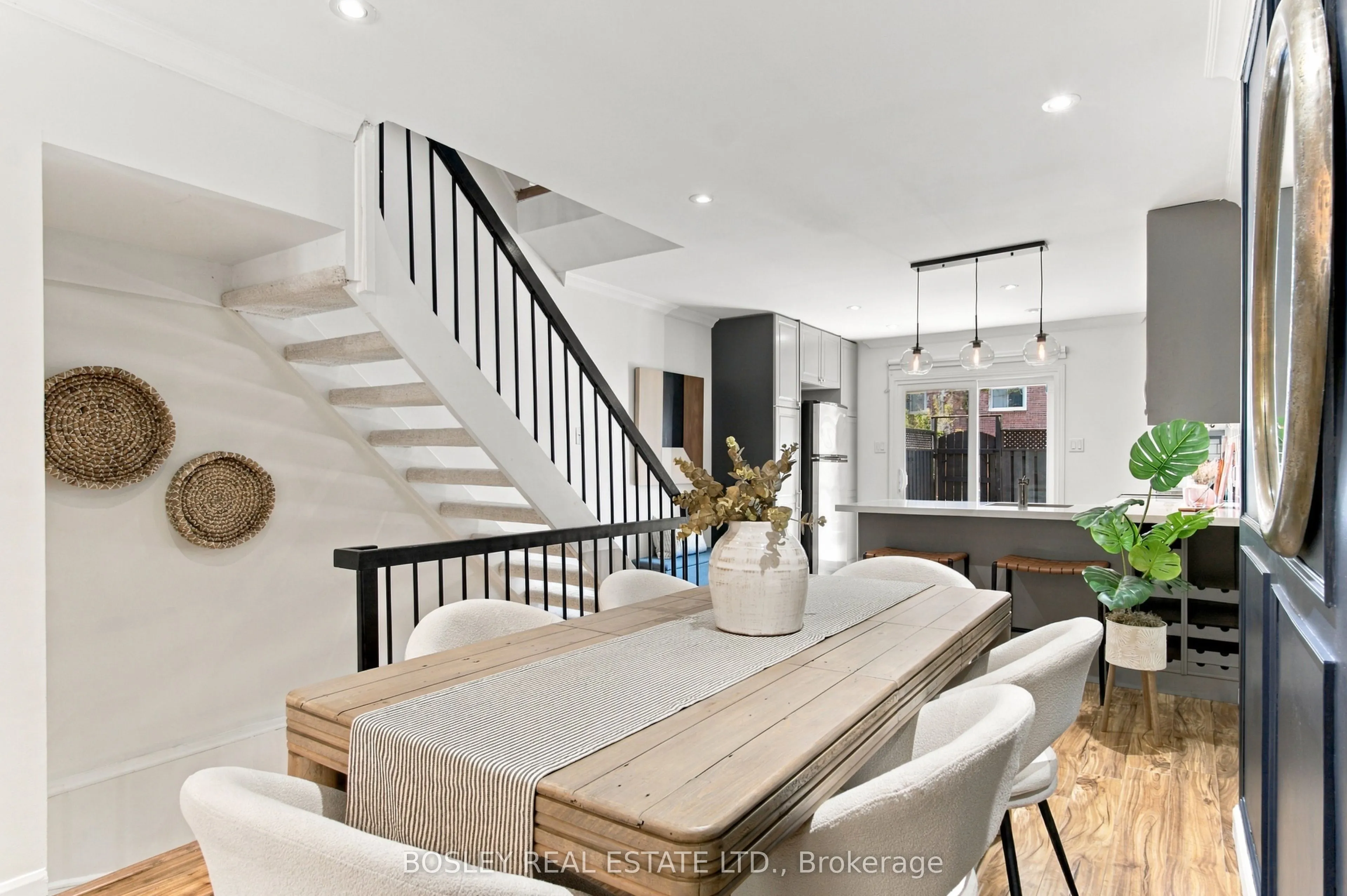 14 Lount Street