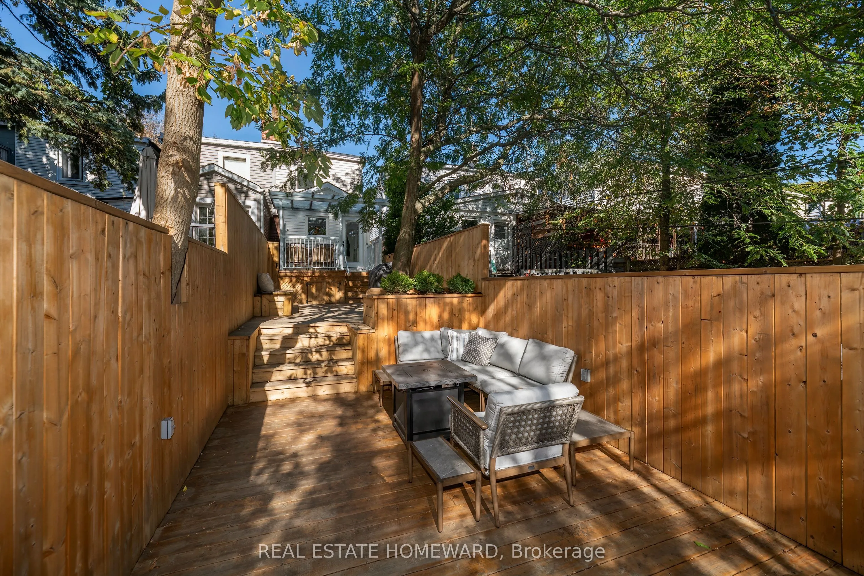 115 Wildwood Crescent