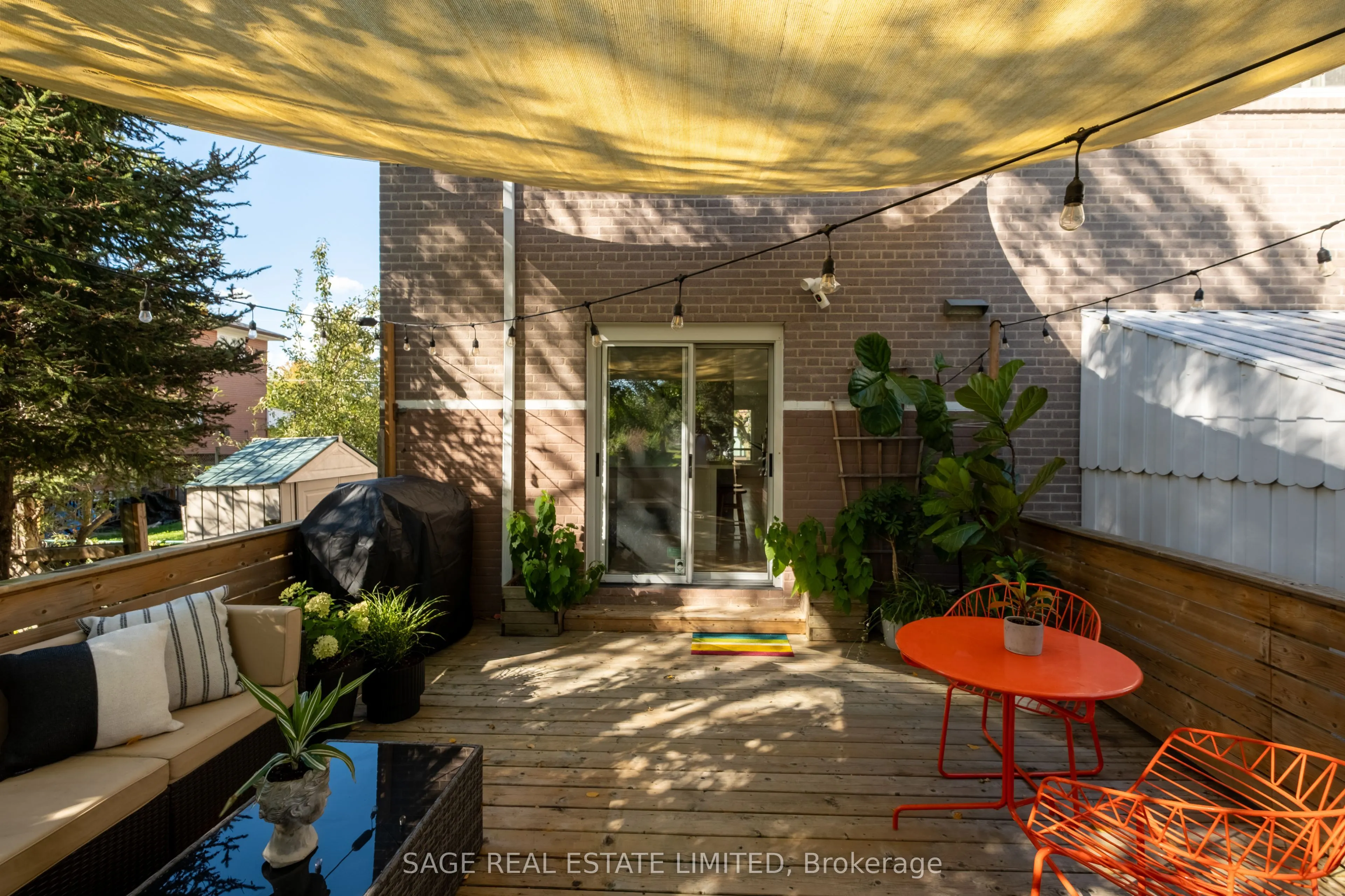 35 Chapman Avenue
