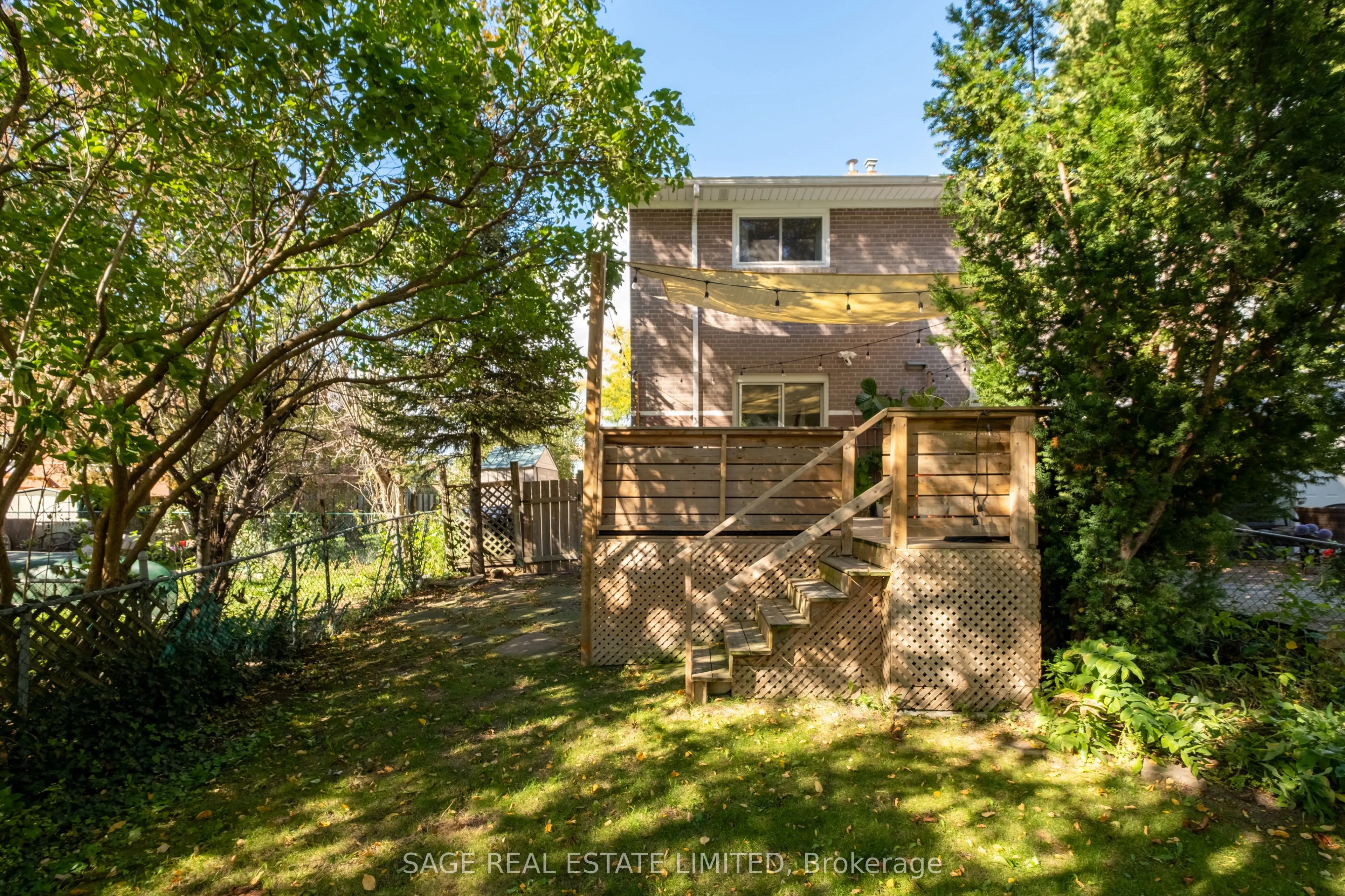35 Chapman Avenue