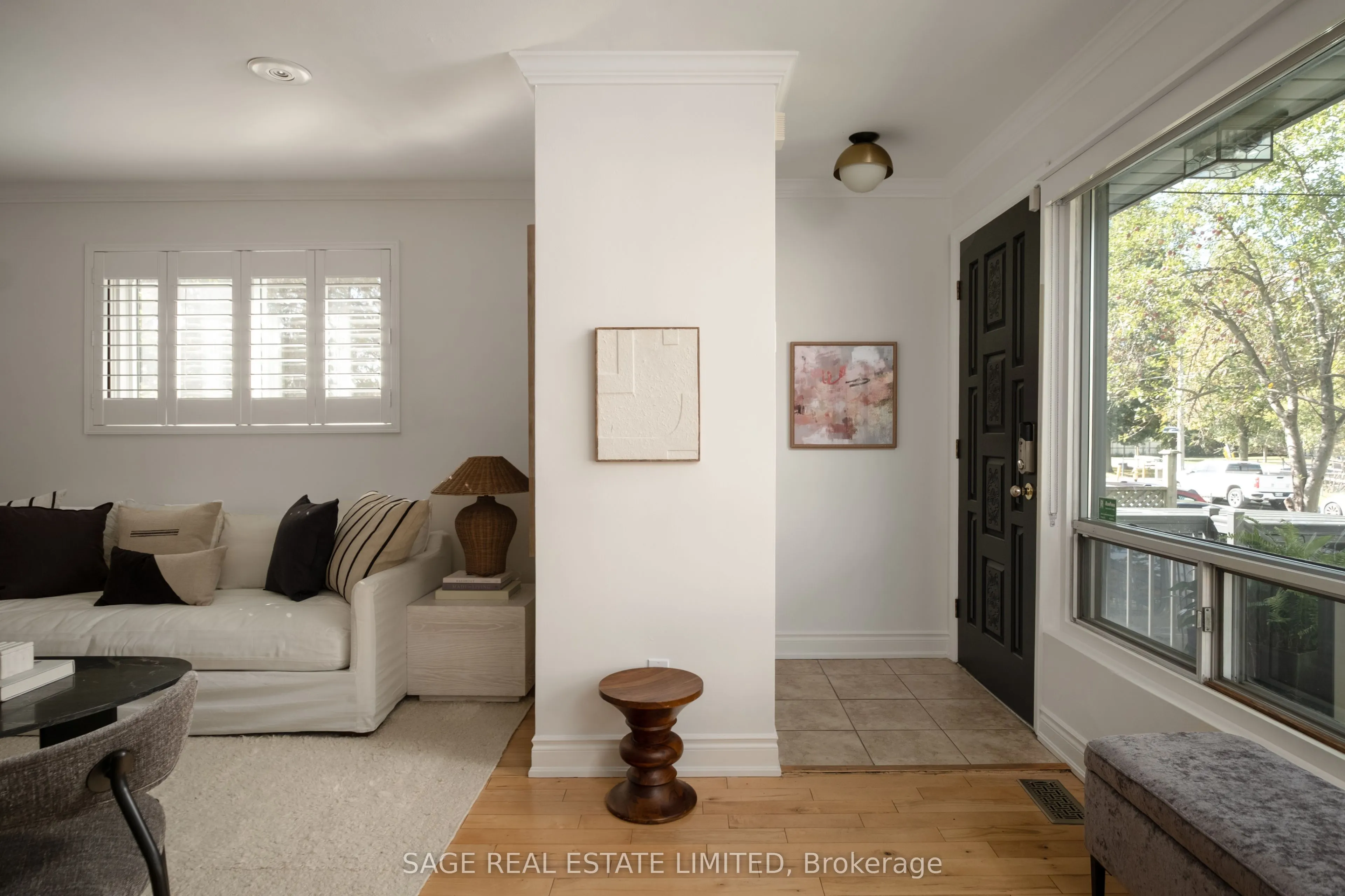 35 Chapman Avenue