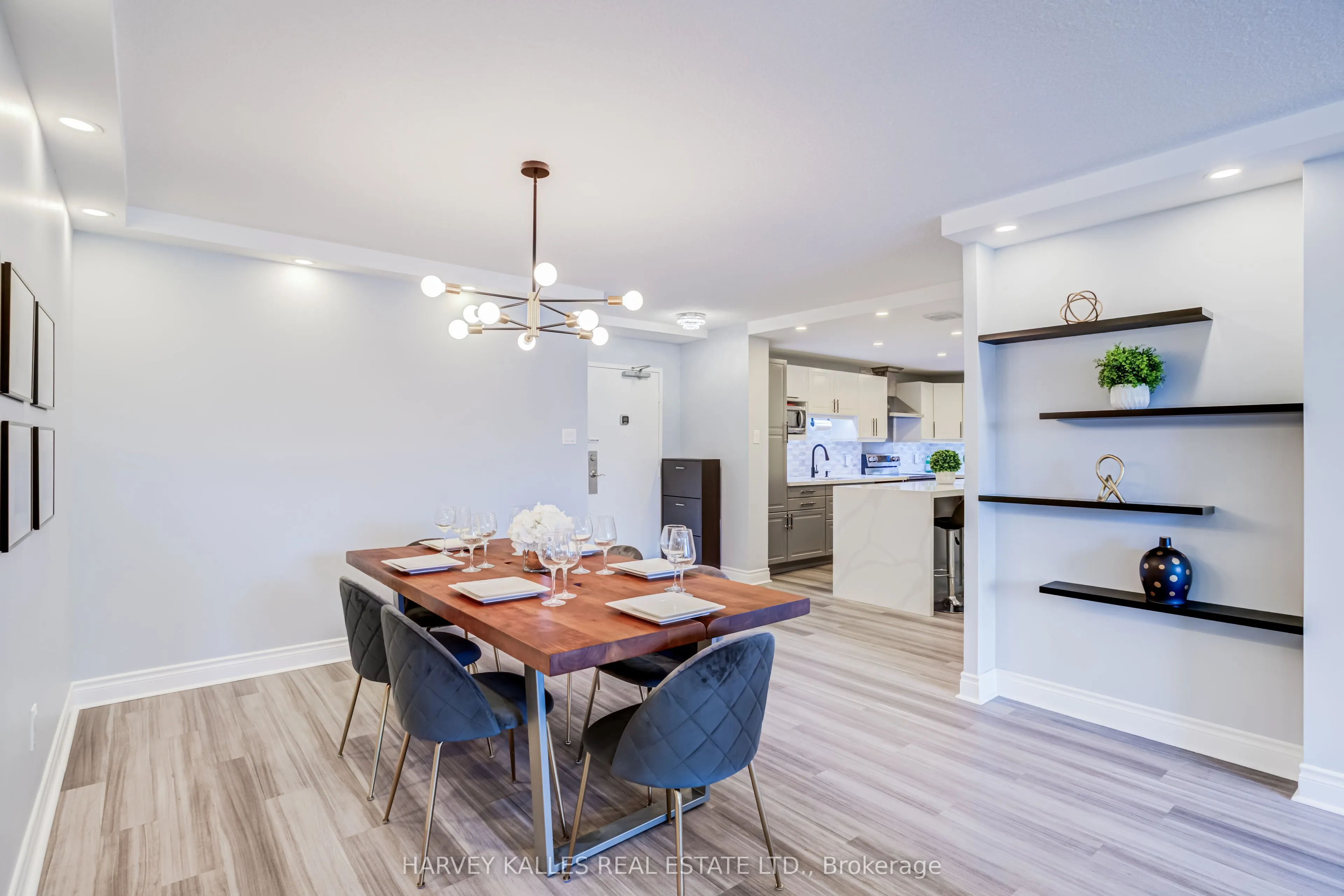 65 Huntingdale Boulevard #103
