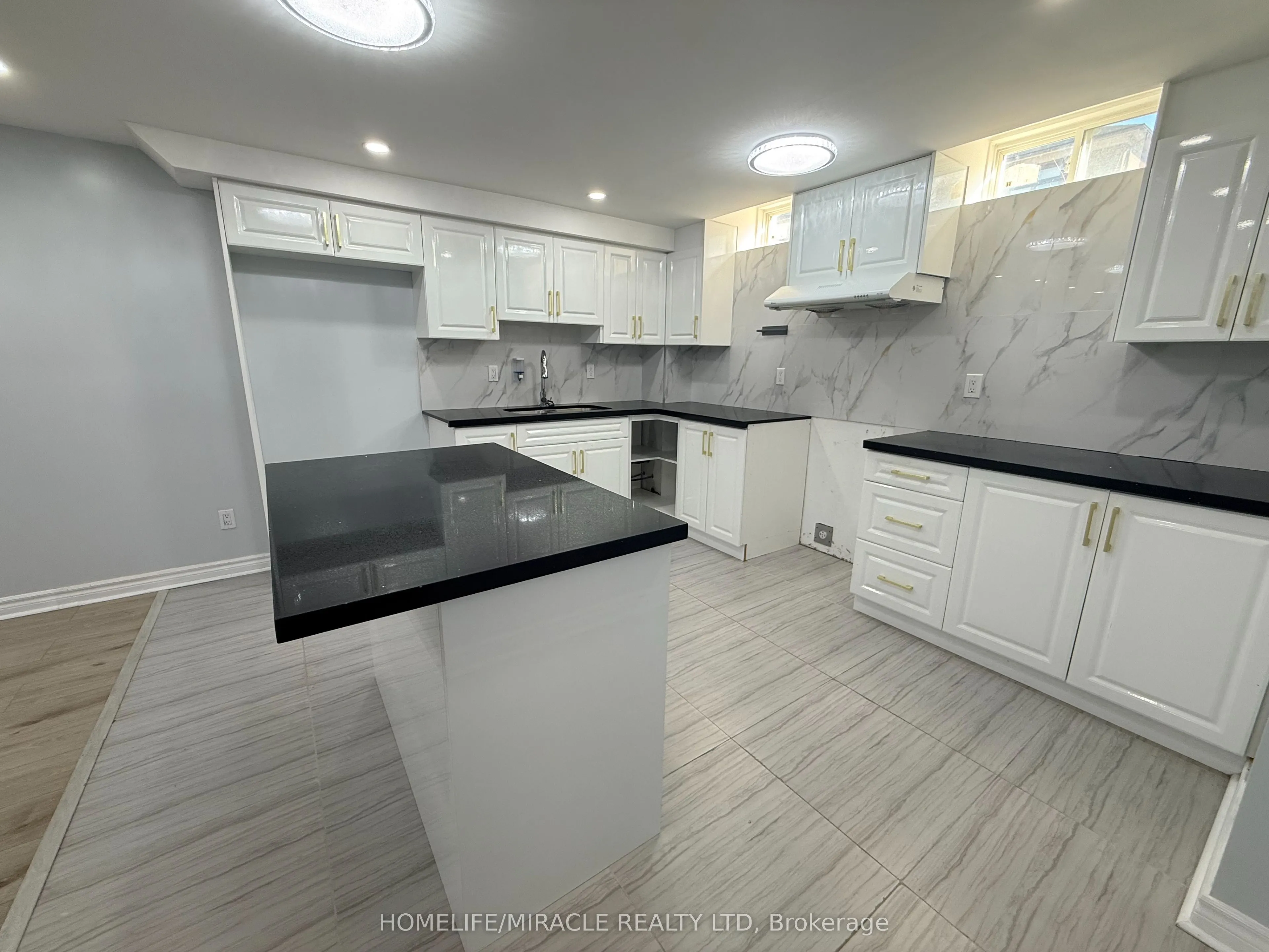 1301 Apollo Street