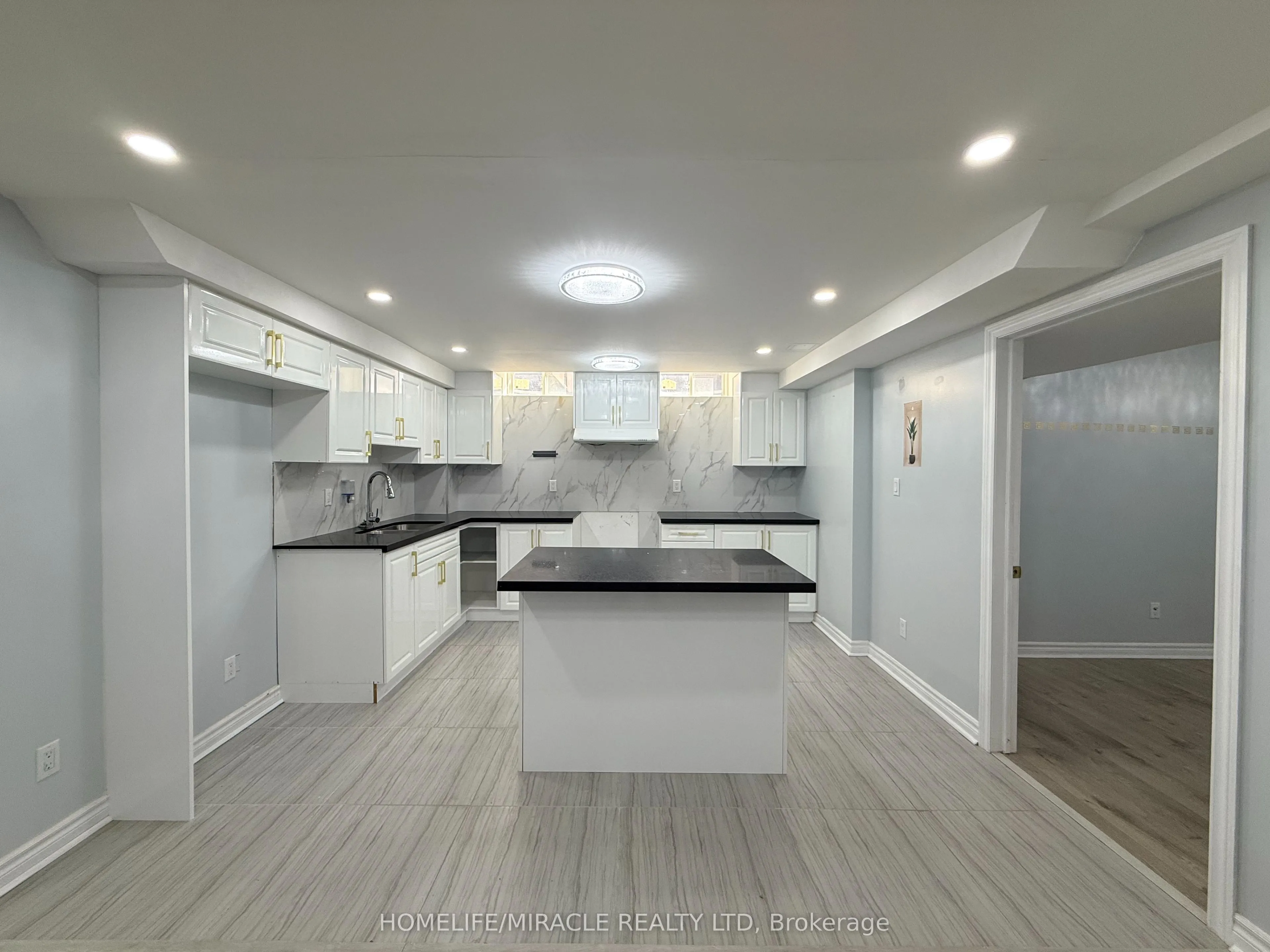1301 Apollo Street