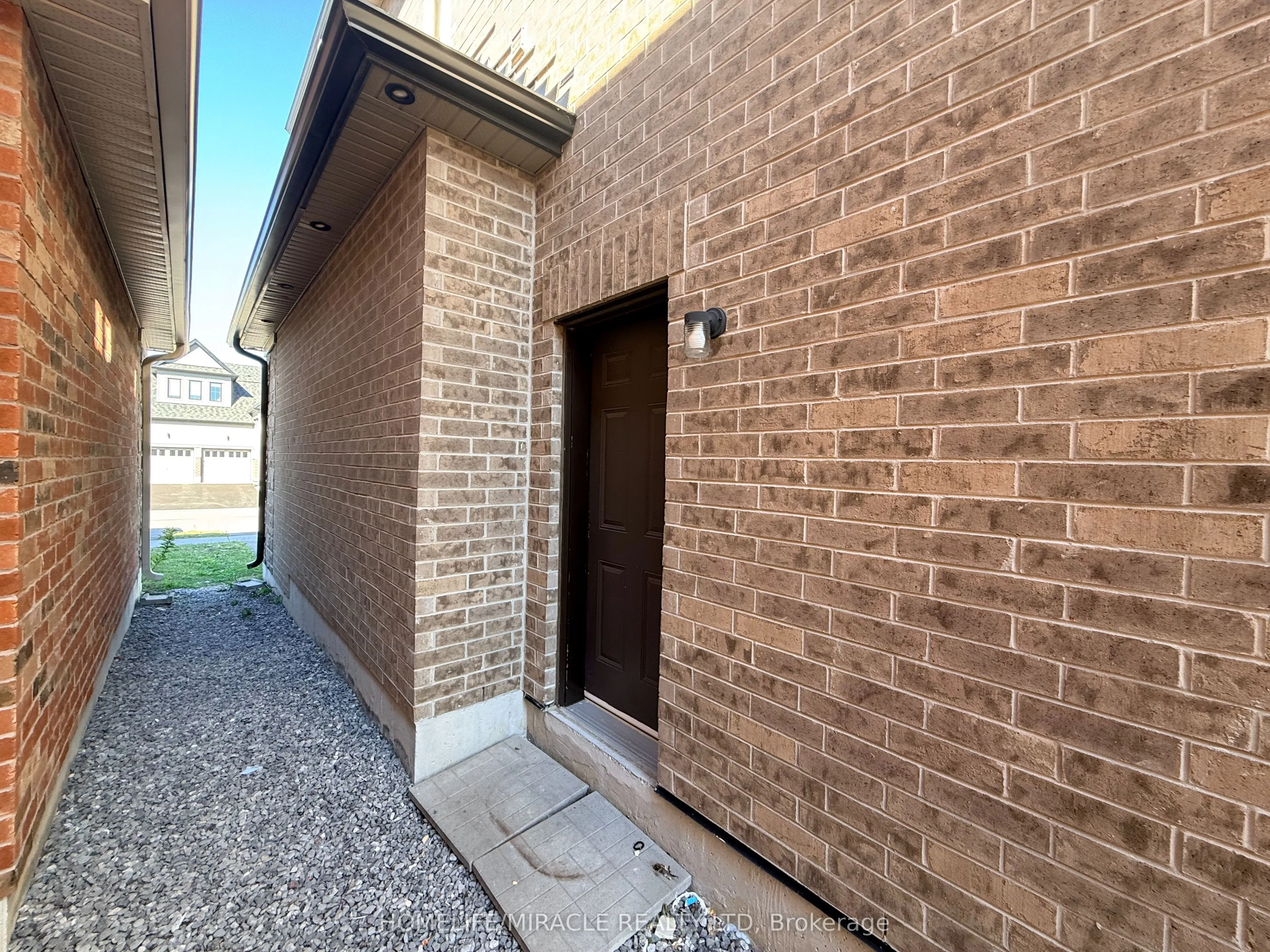 1301 Apollo Street