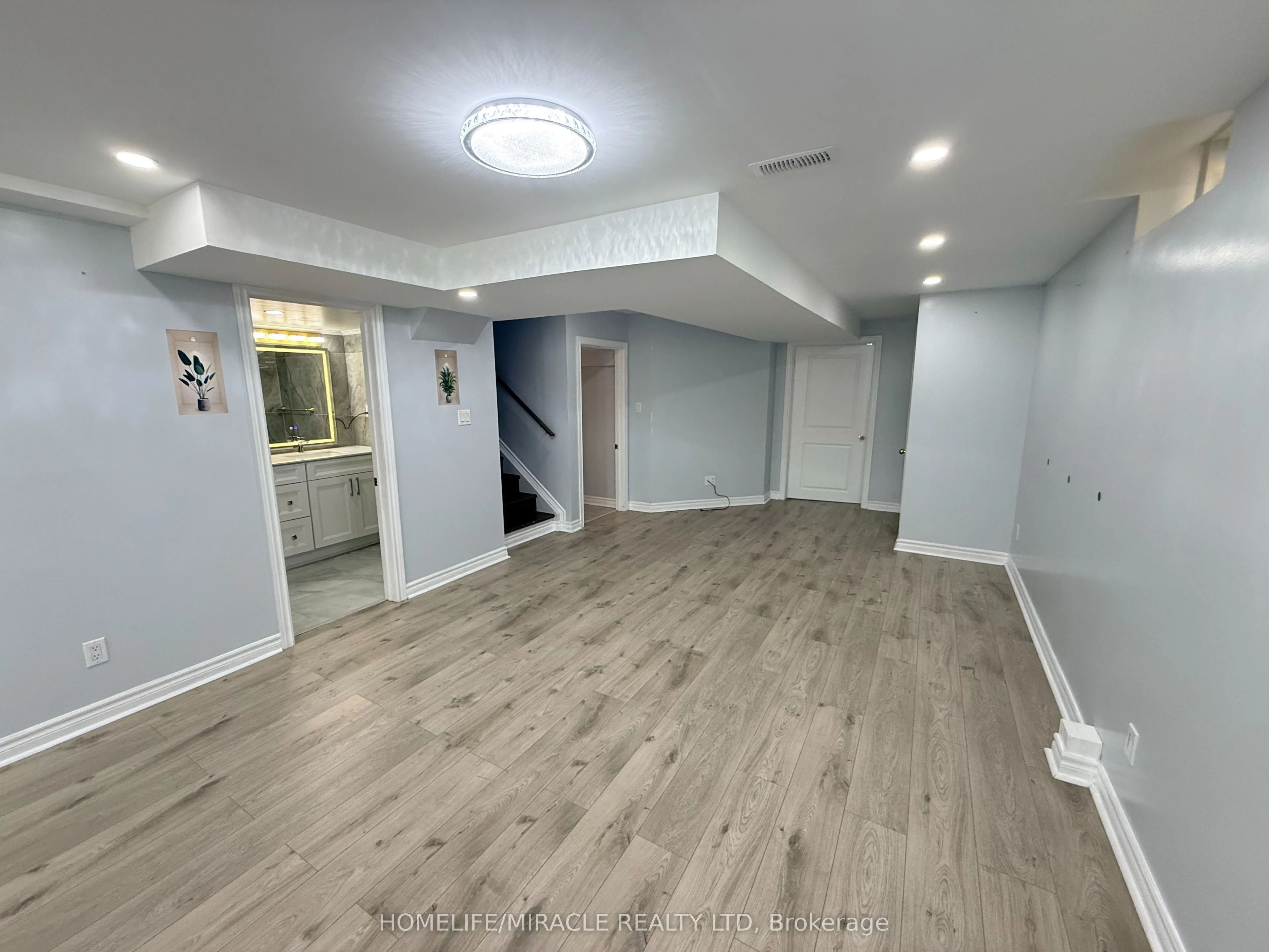 1301 Apollo Street