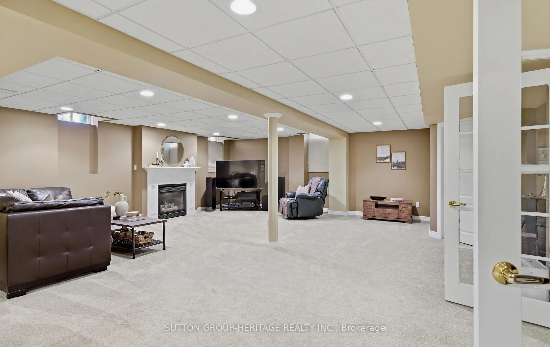 35 Kimberly Drive