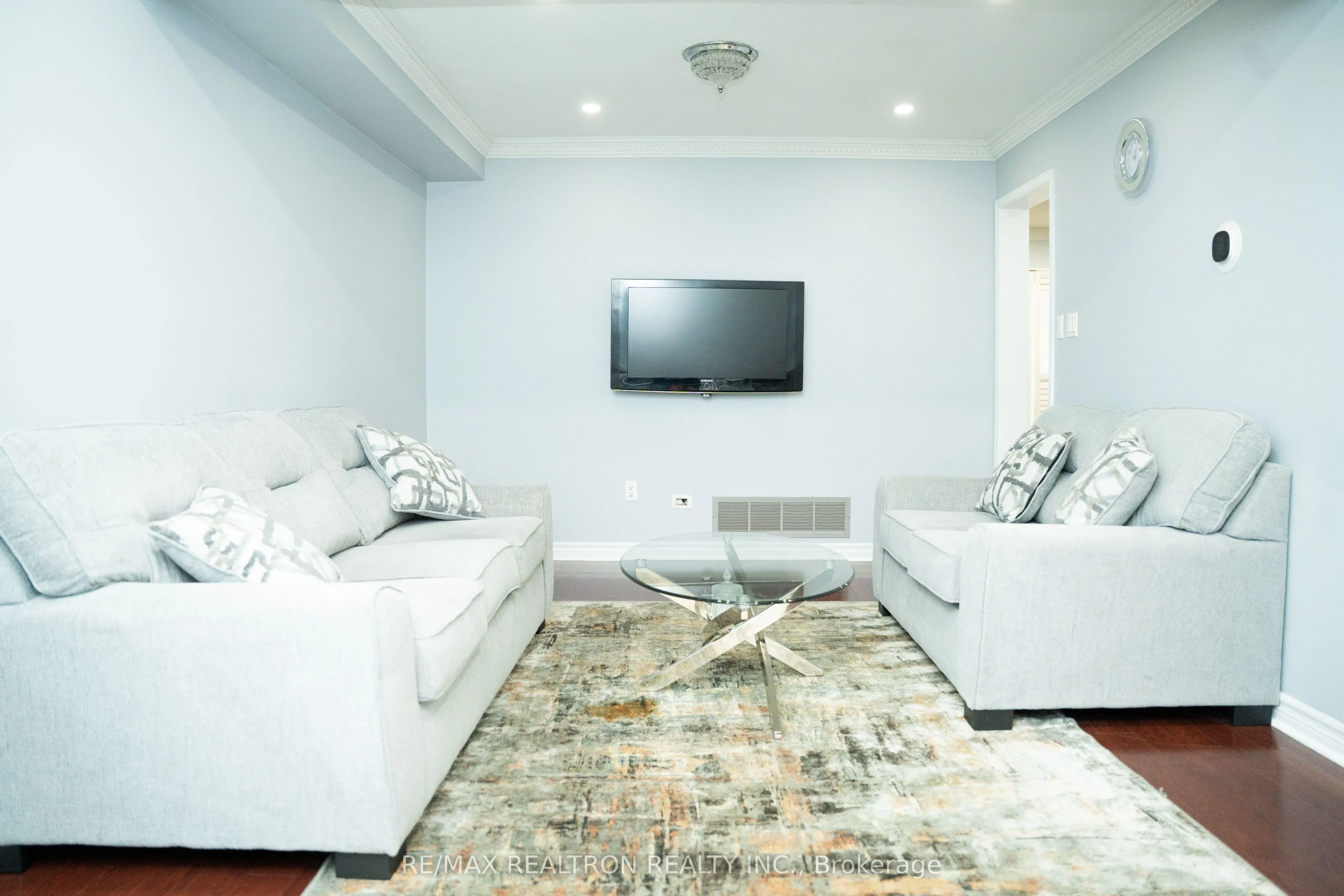 2065 Blue Ridge Crescent