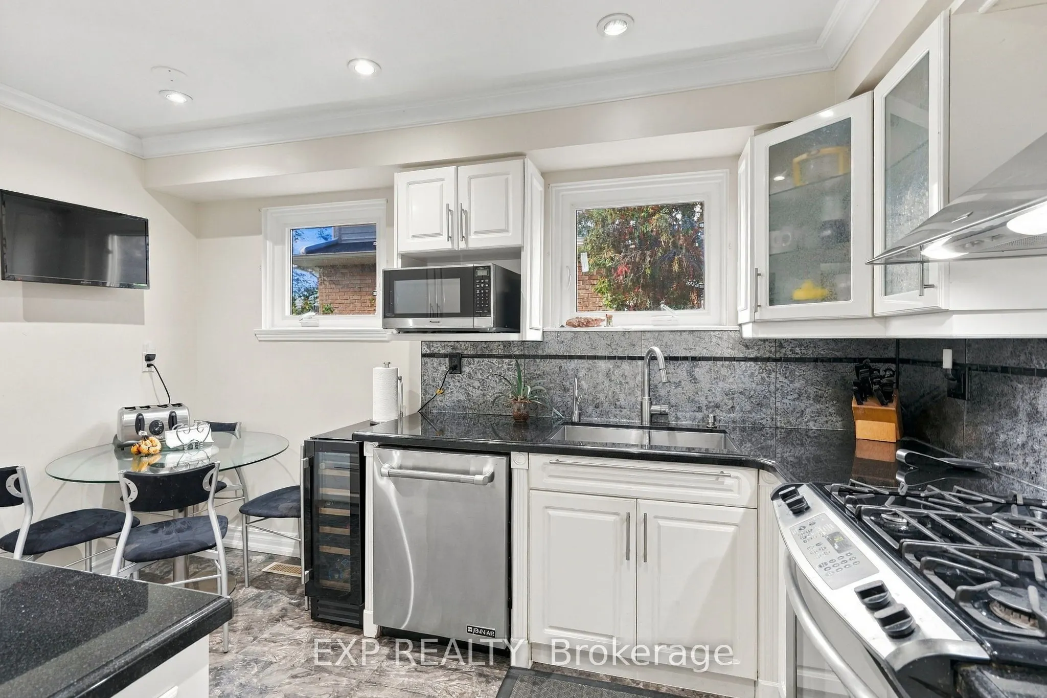88 Valdor Drive