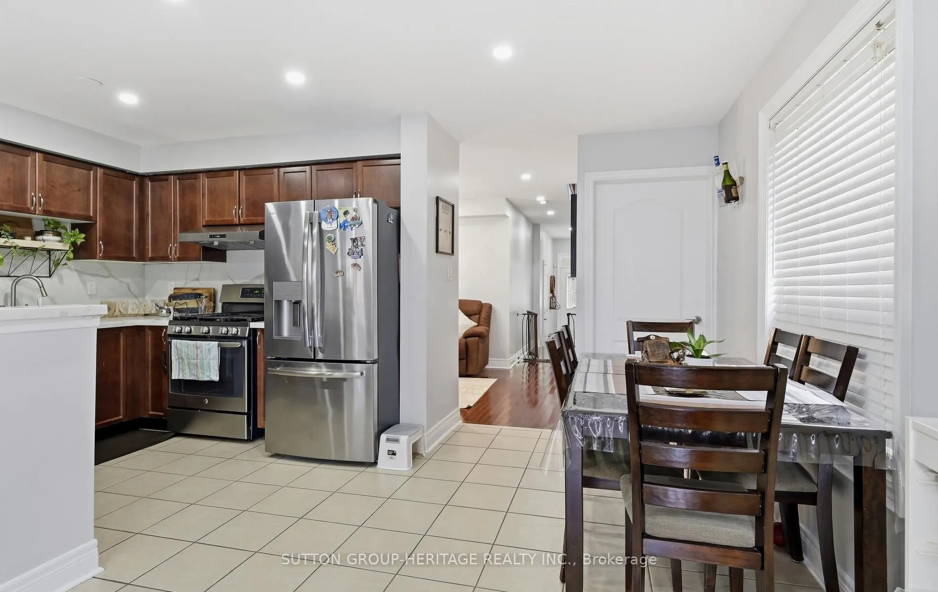 29 Tozer Crescent