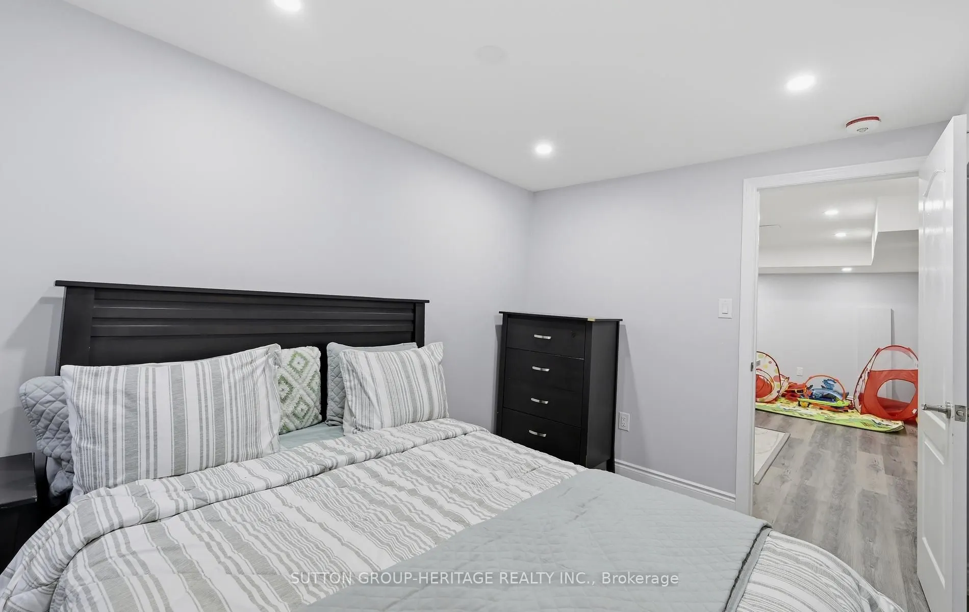 29 Tozer Crescent