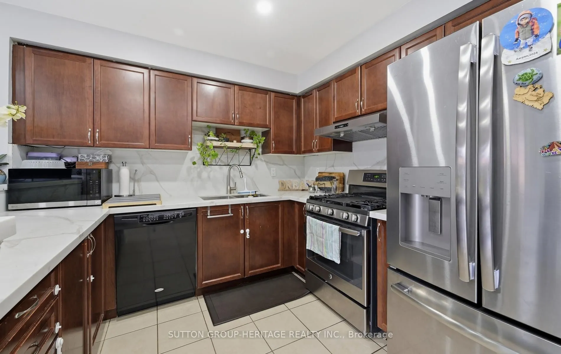 29 Tozer Crescent