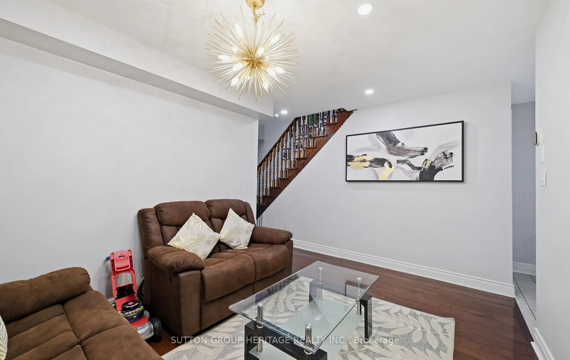 29 Tozer Crescent