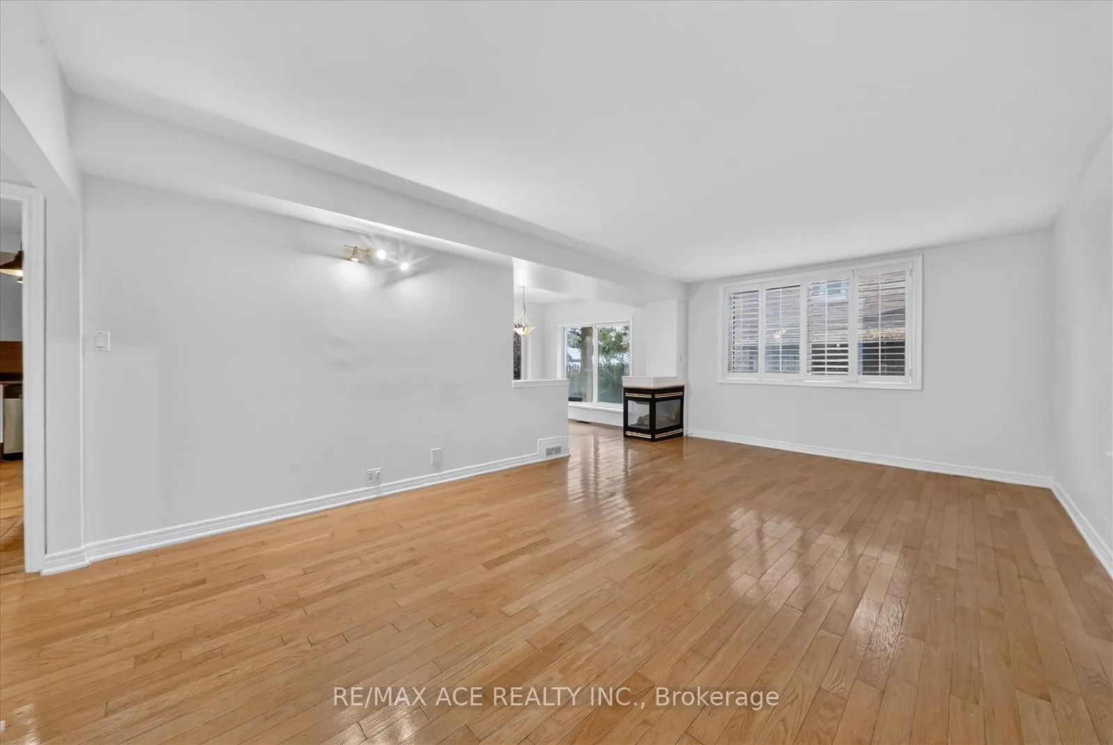 3 Larwood Boulevard #Main