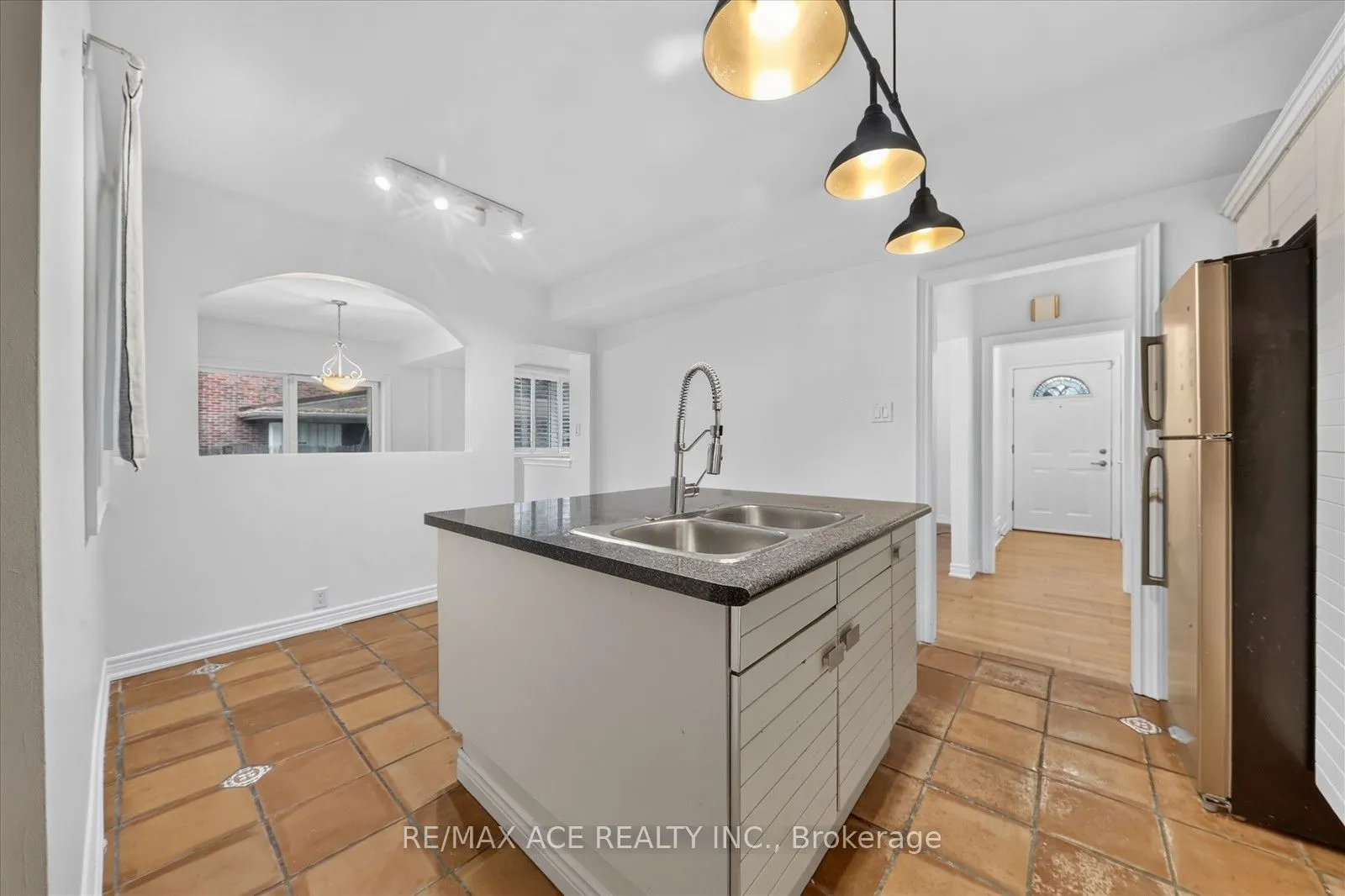 3 Larwood Boulevard #Main