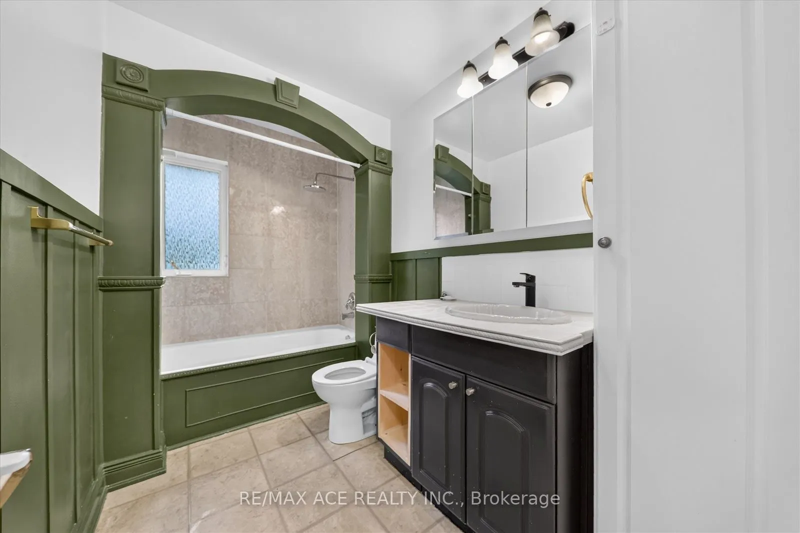 3 Larwood Boulevard #Main