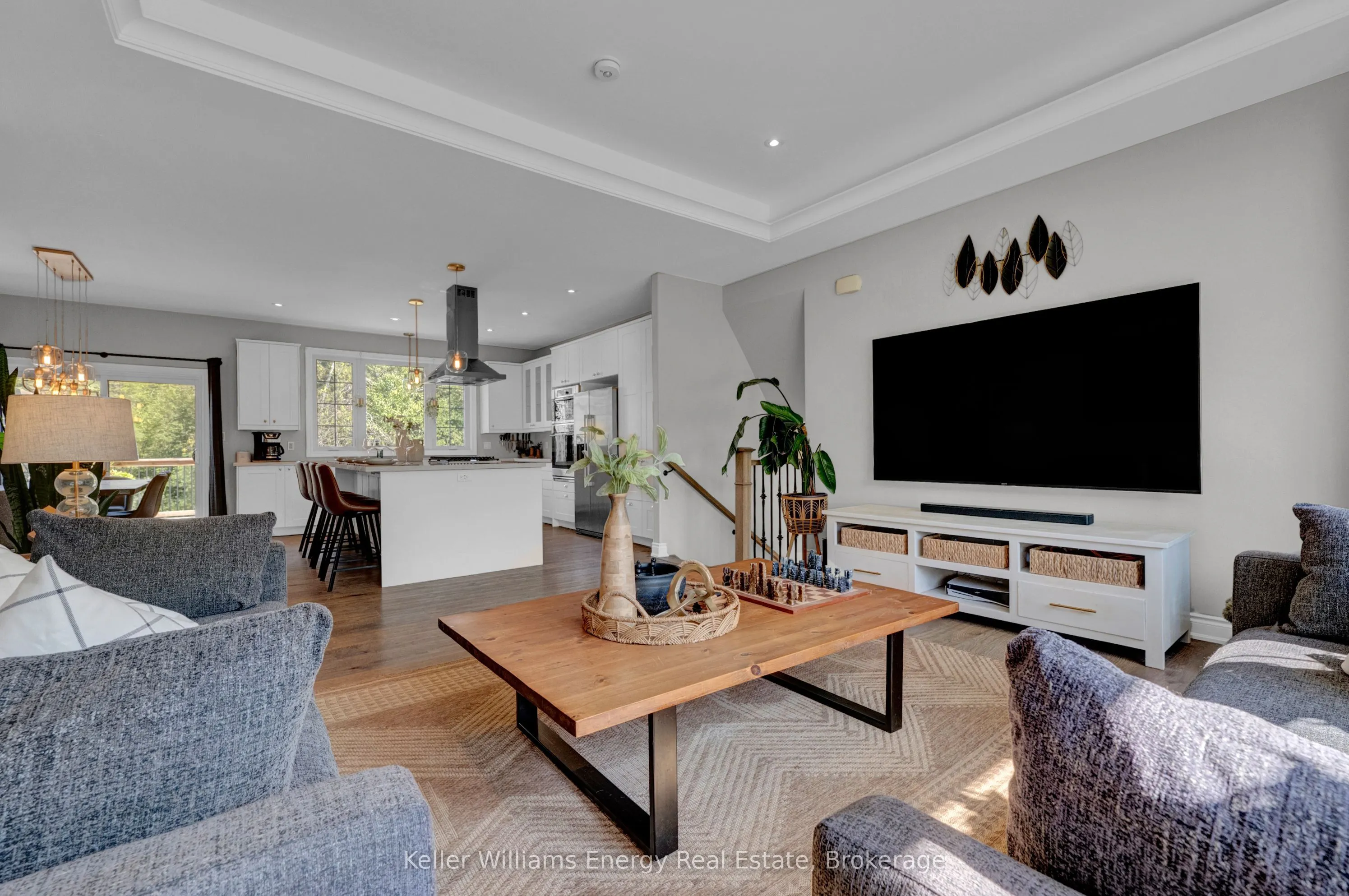 29 Waldweg Drive