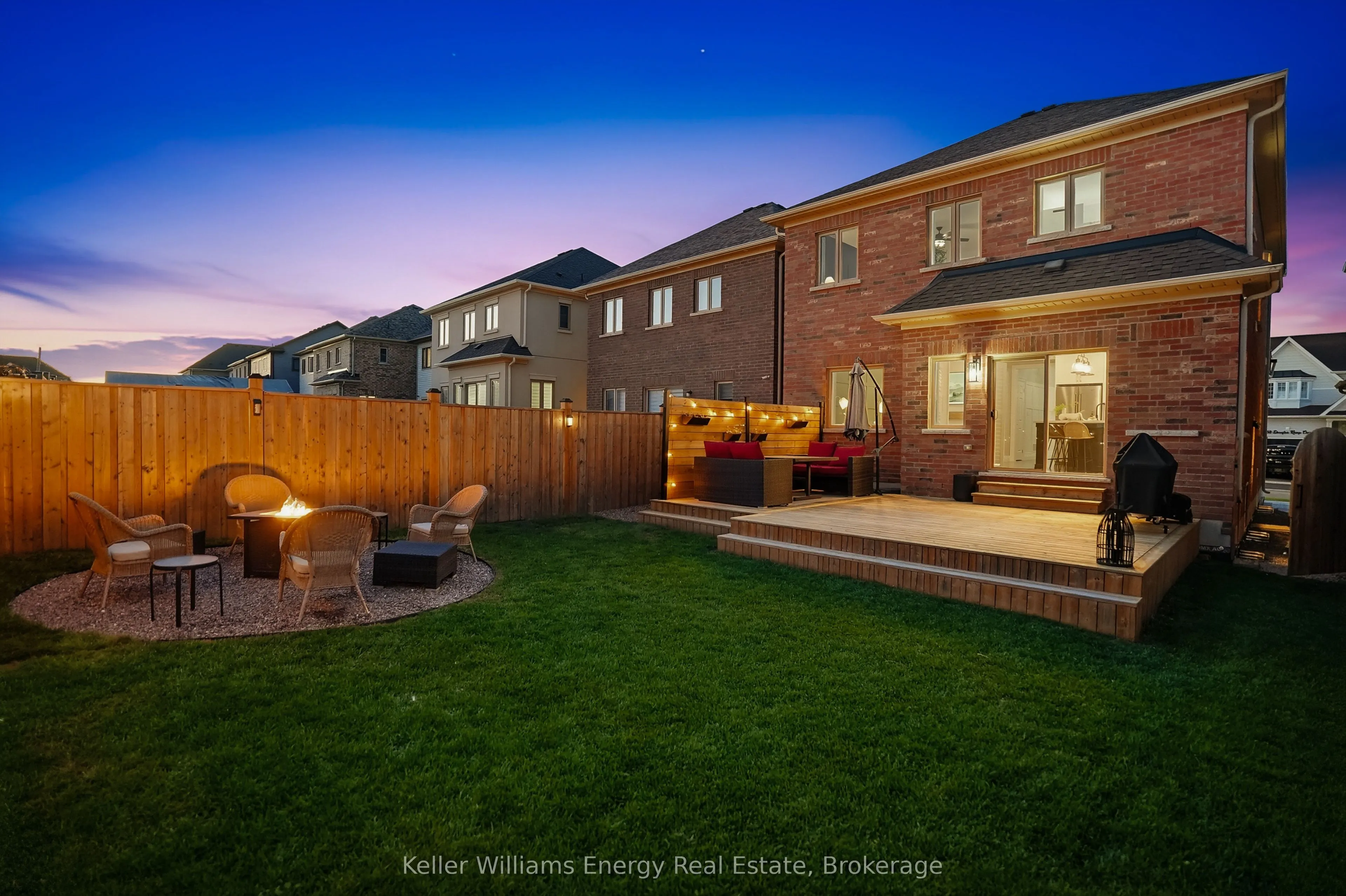 165 Douglas Kemp Crescent