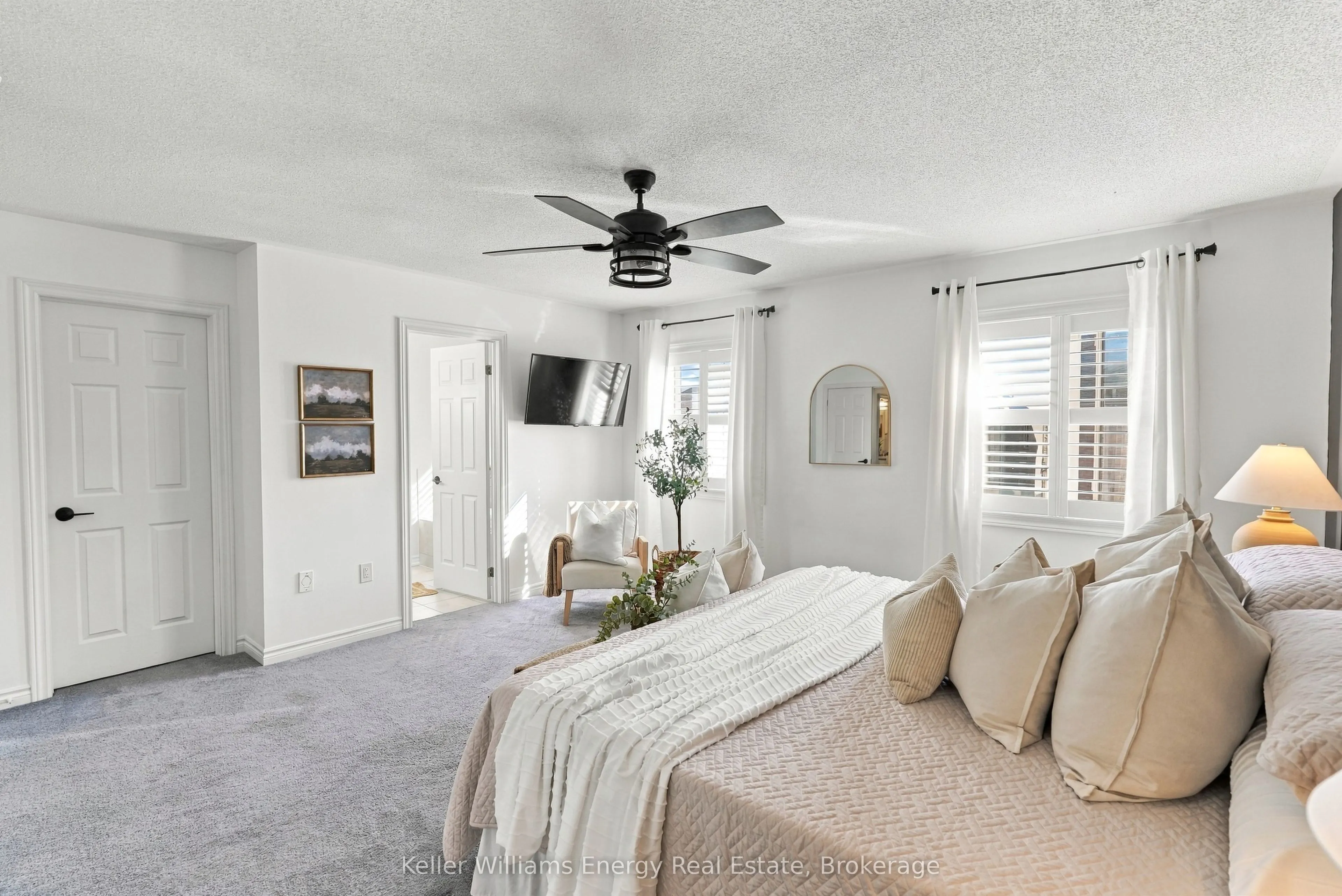 165 Douglas Kemp Crescent