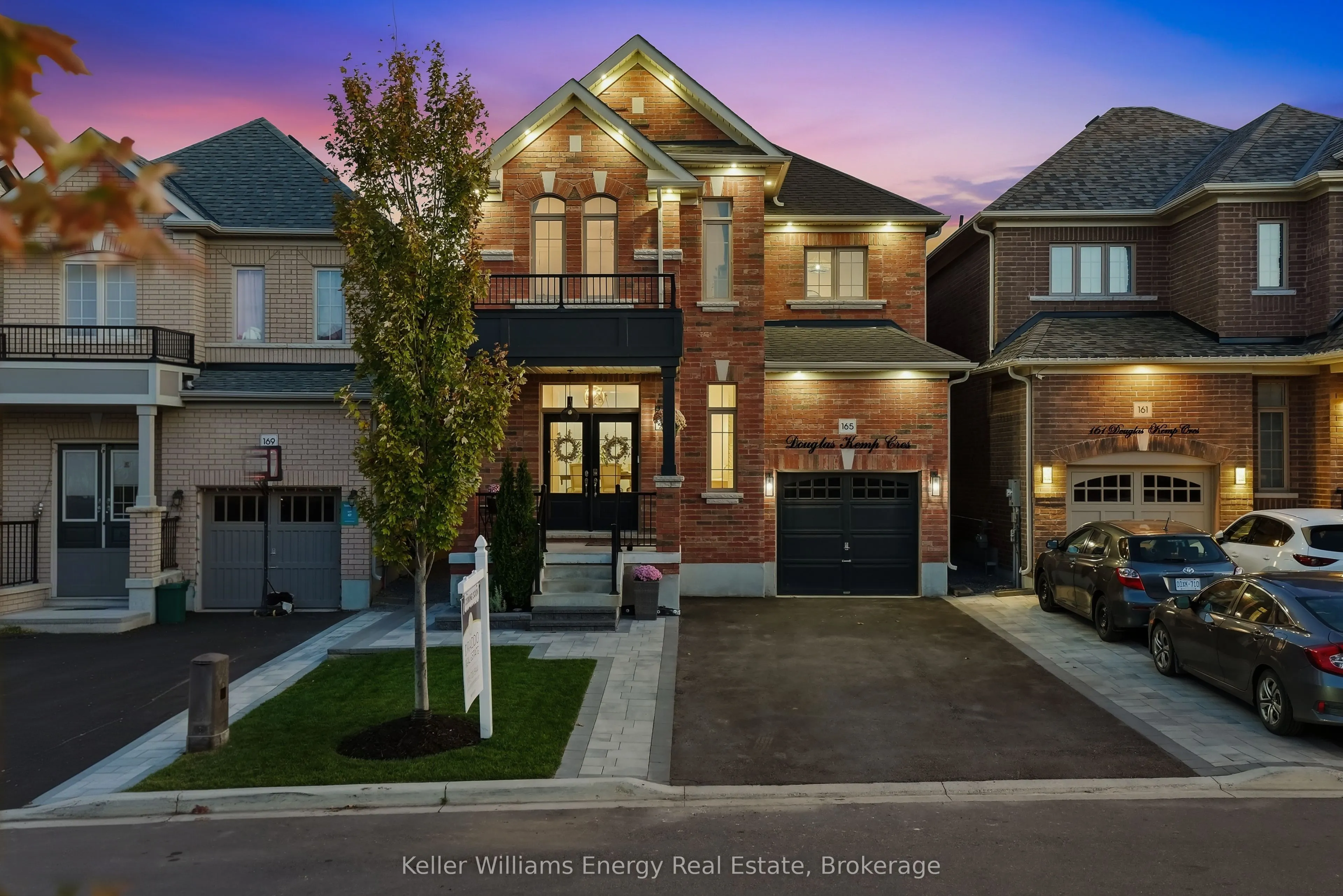 165 Douglas Kemp Crescent