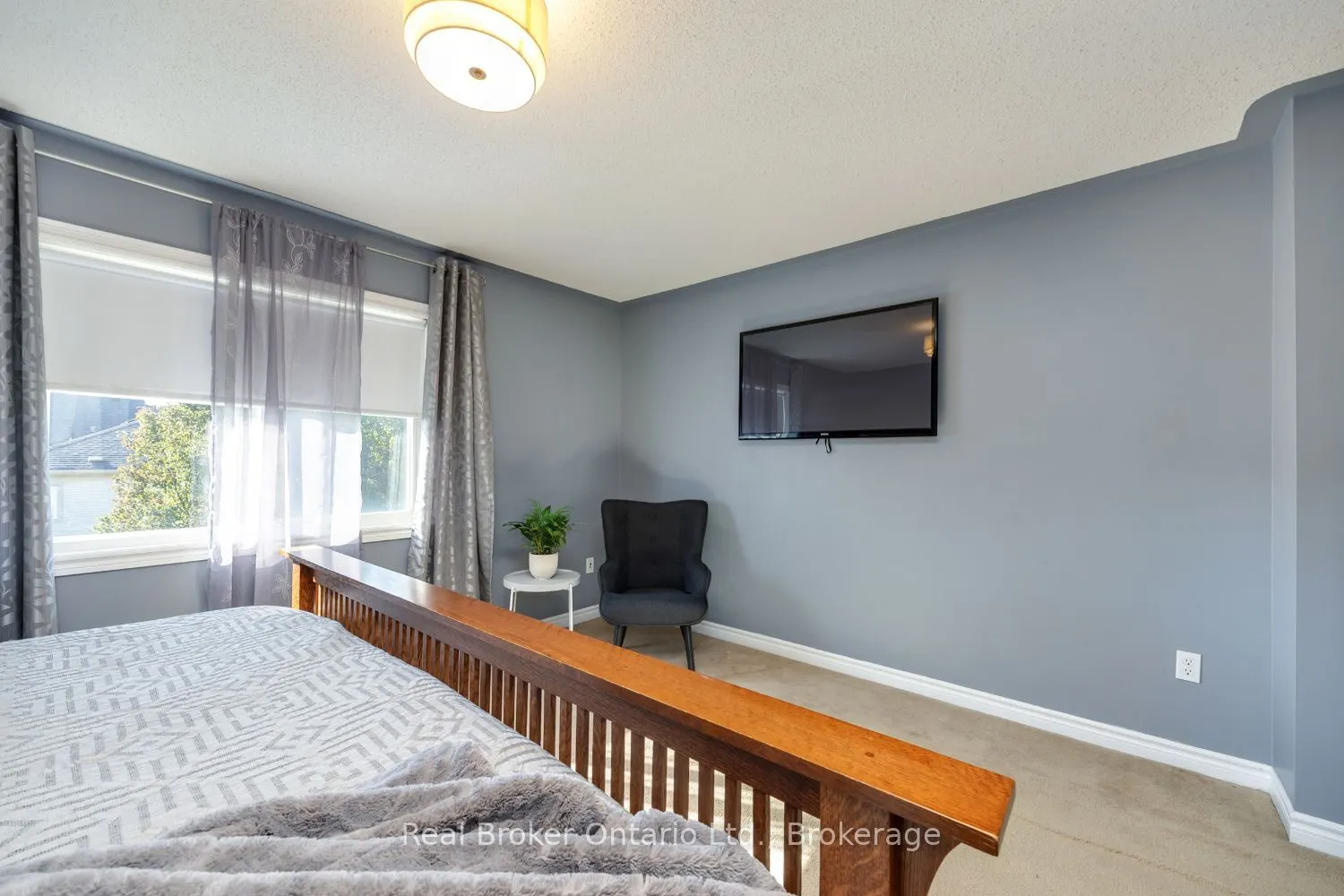 119 Allworth Crescent