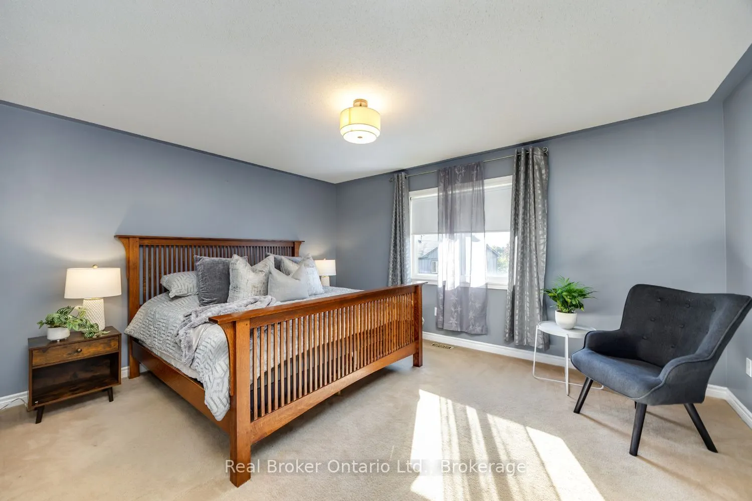 119 Allworth Crescent