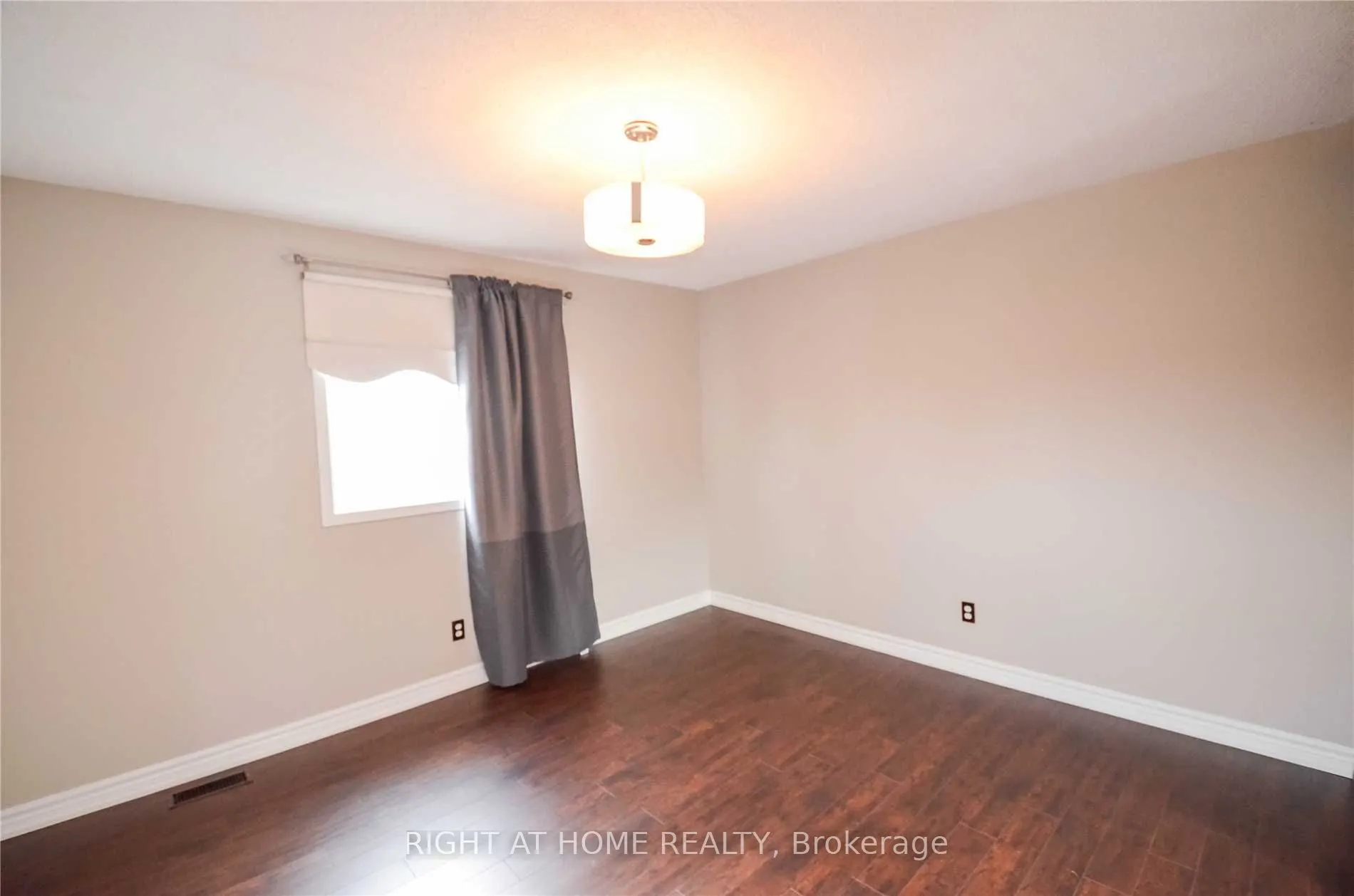 11 Kinnison Court