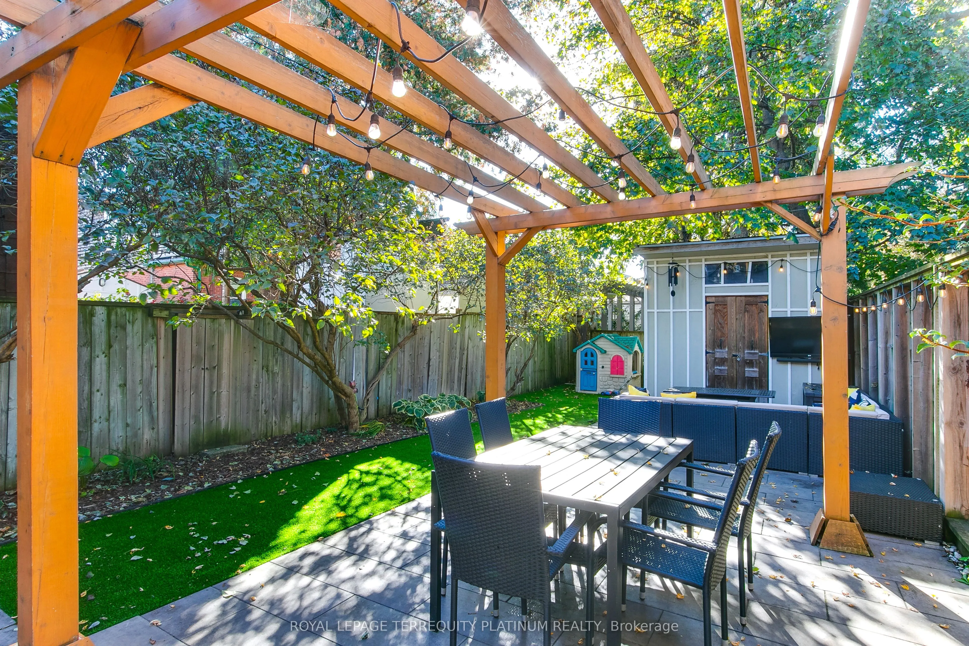 493 Mortimer Avenue