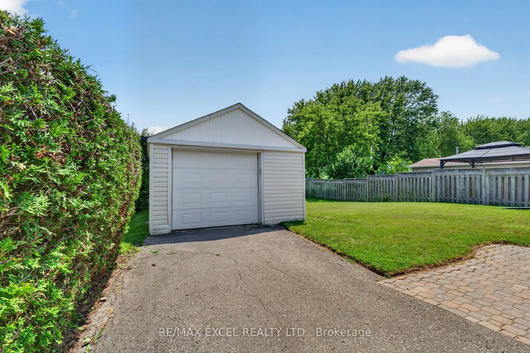 23 Kawartha Avenue