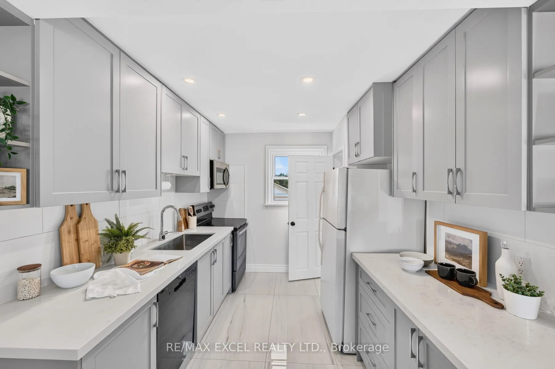 23 Kawartha Avenue