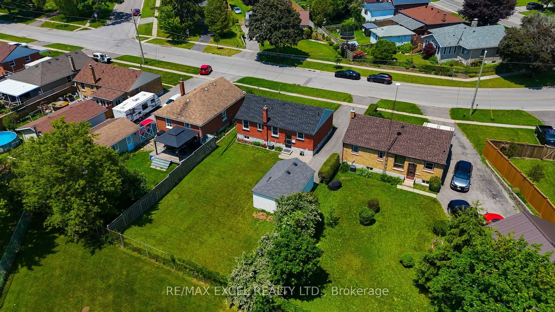 23 Kawartha Avenue